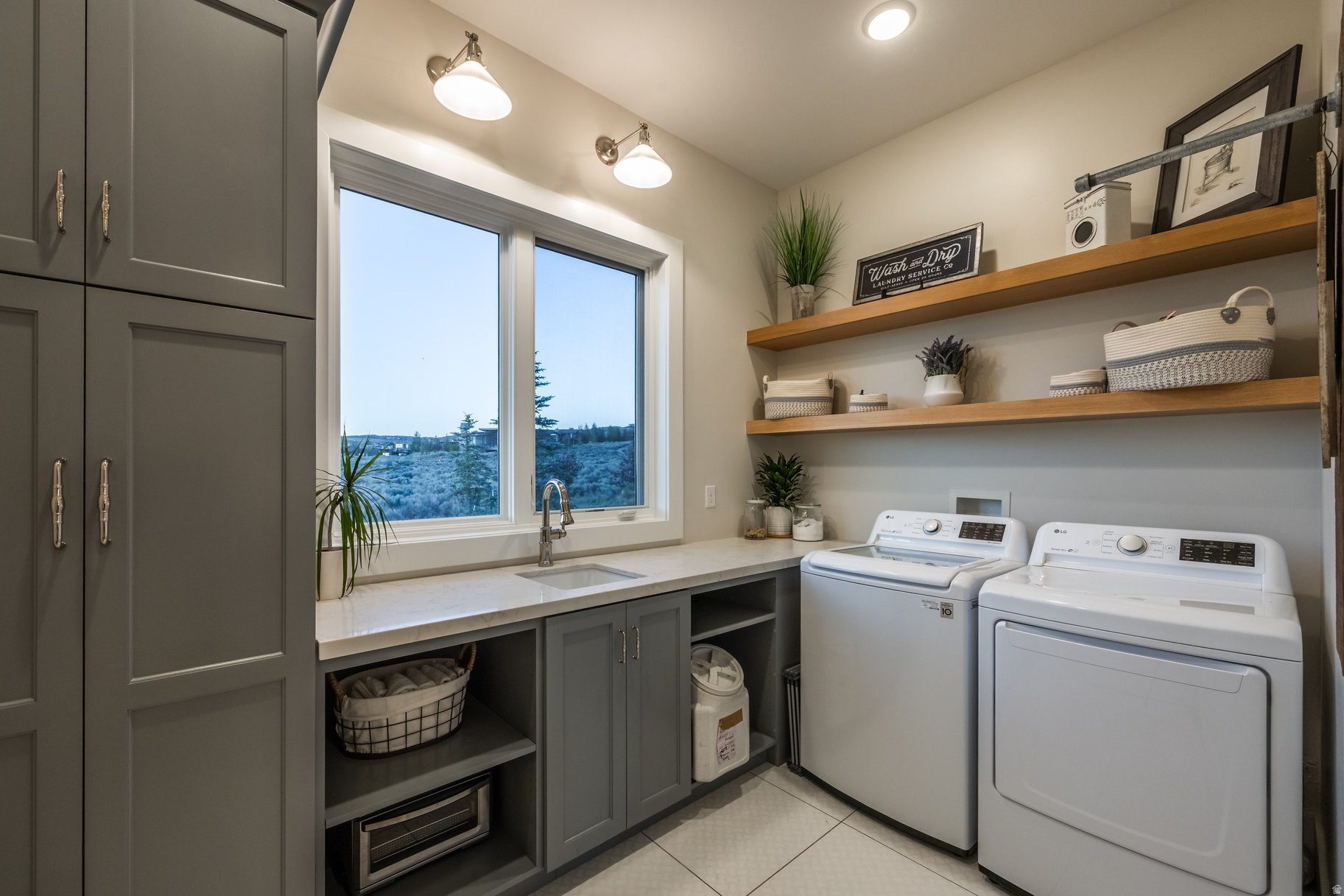 main property photo 59