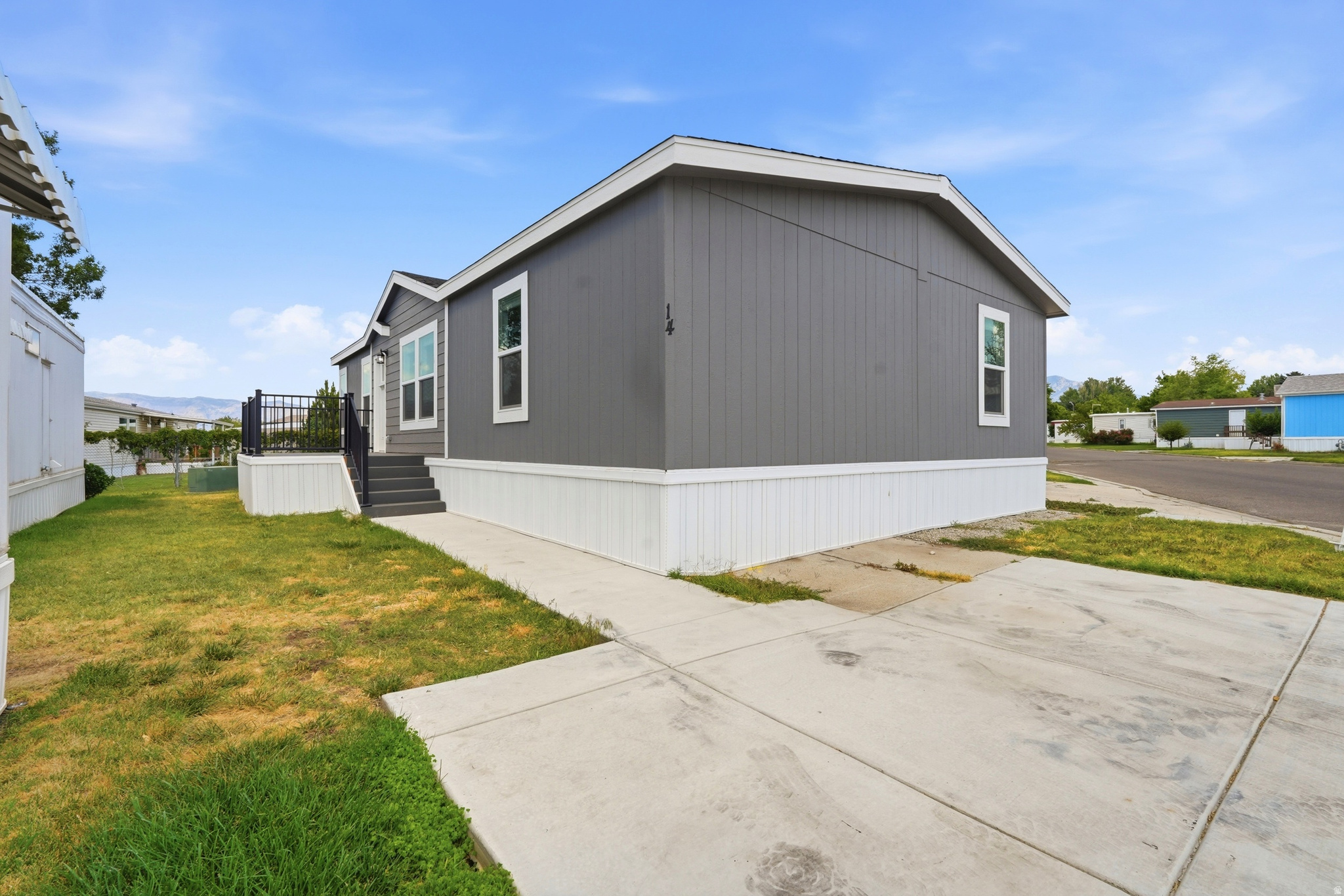 main property photo 0