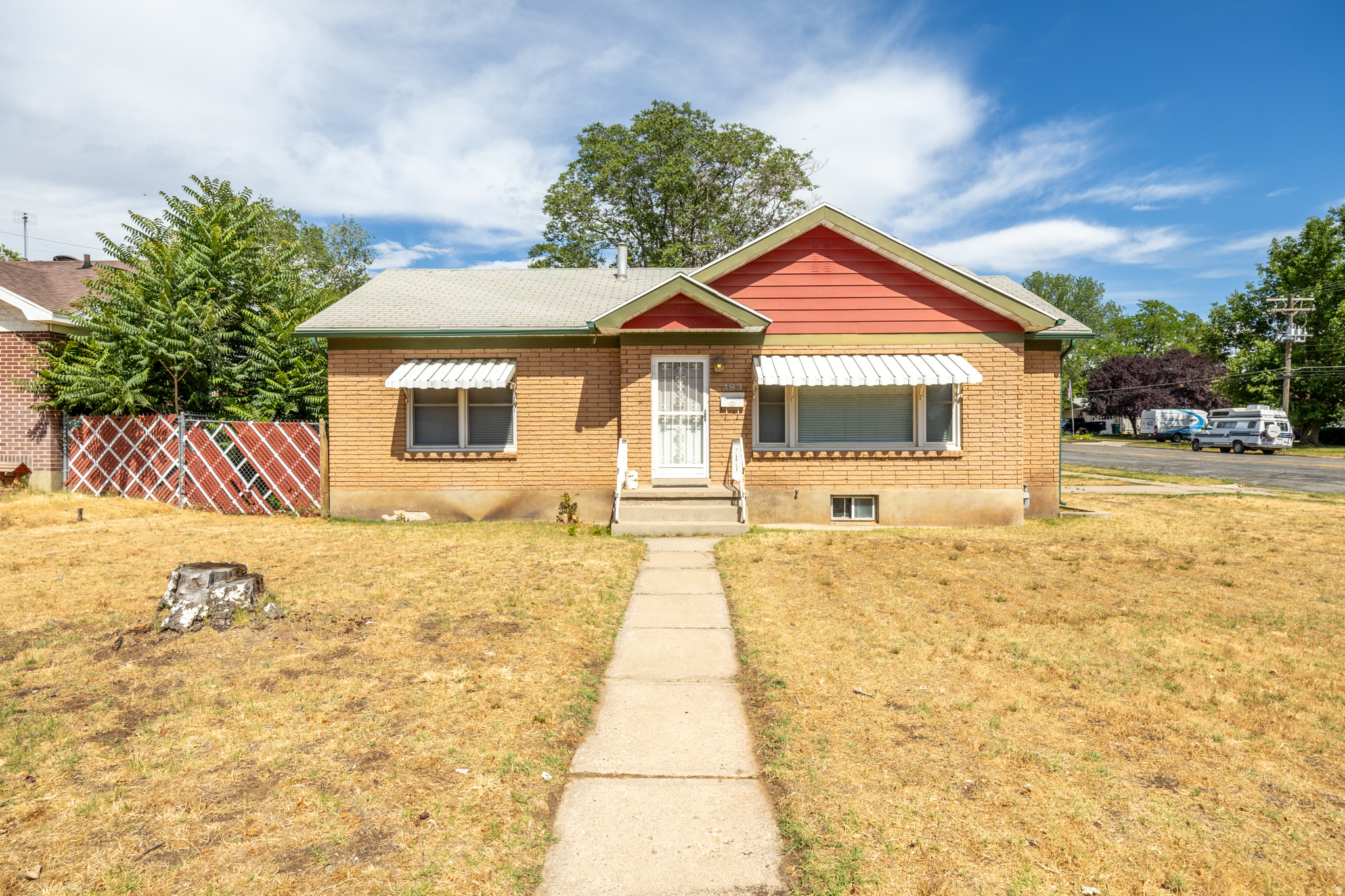 main property photo 0