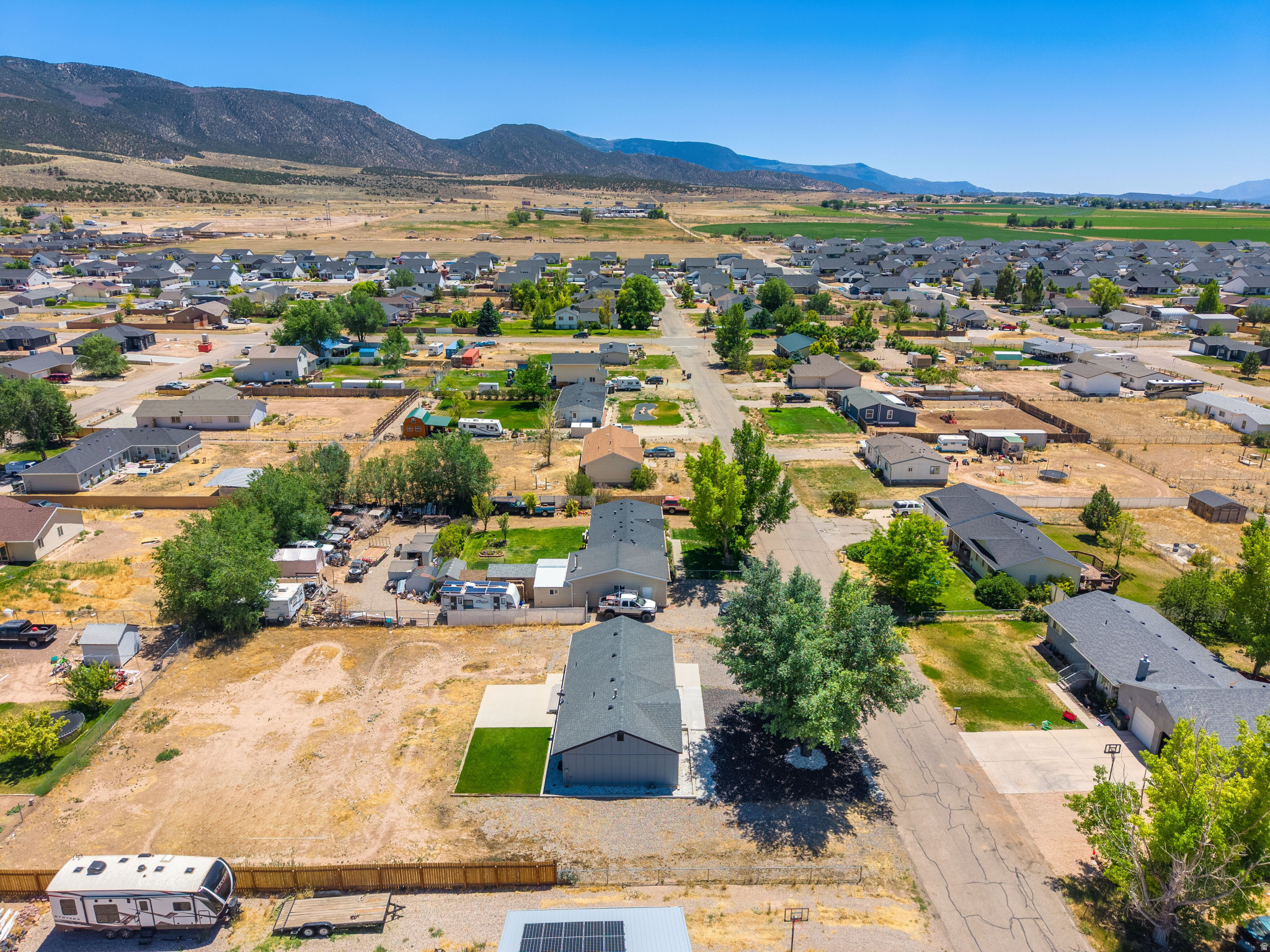 main property photo 74