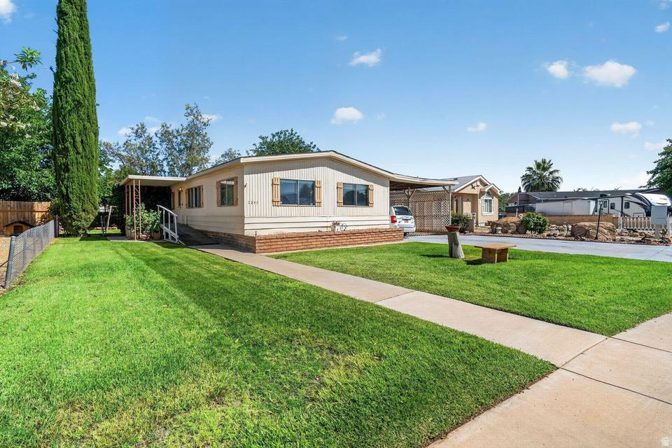 main property photo 32
