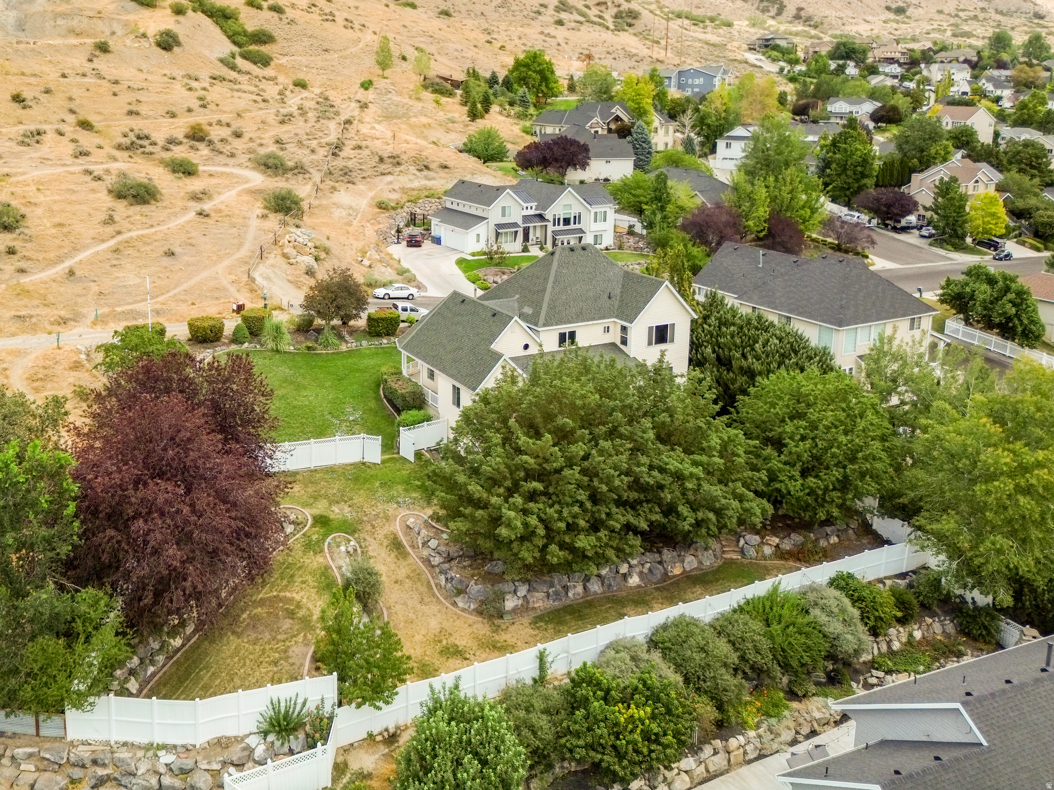 main property photo 68