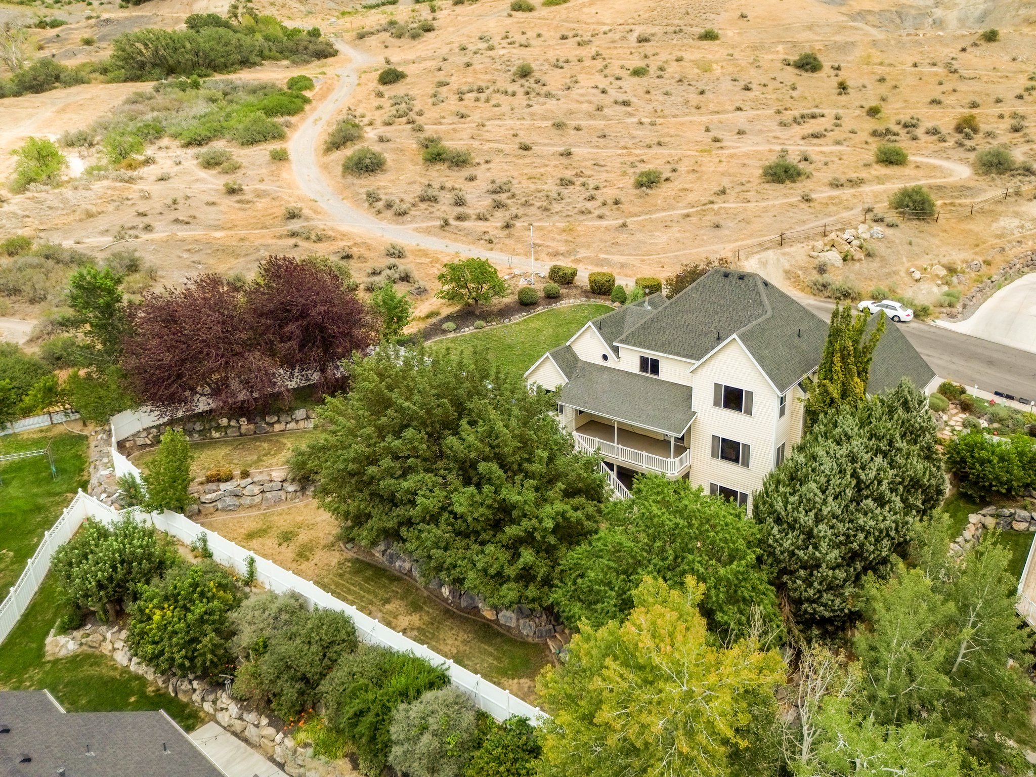 main property photo 70
