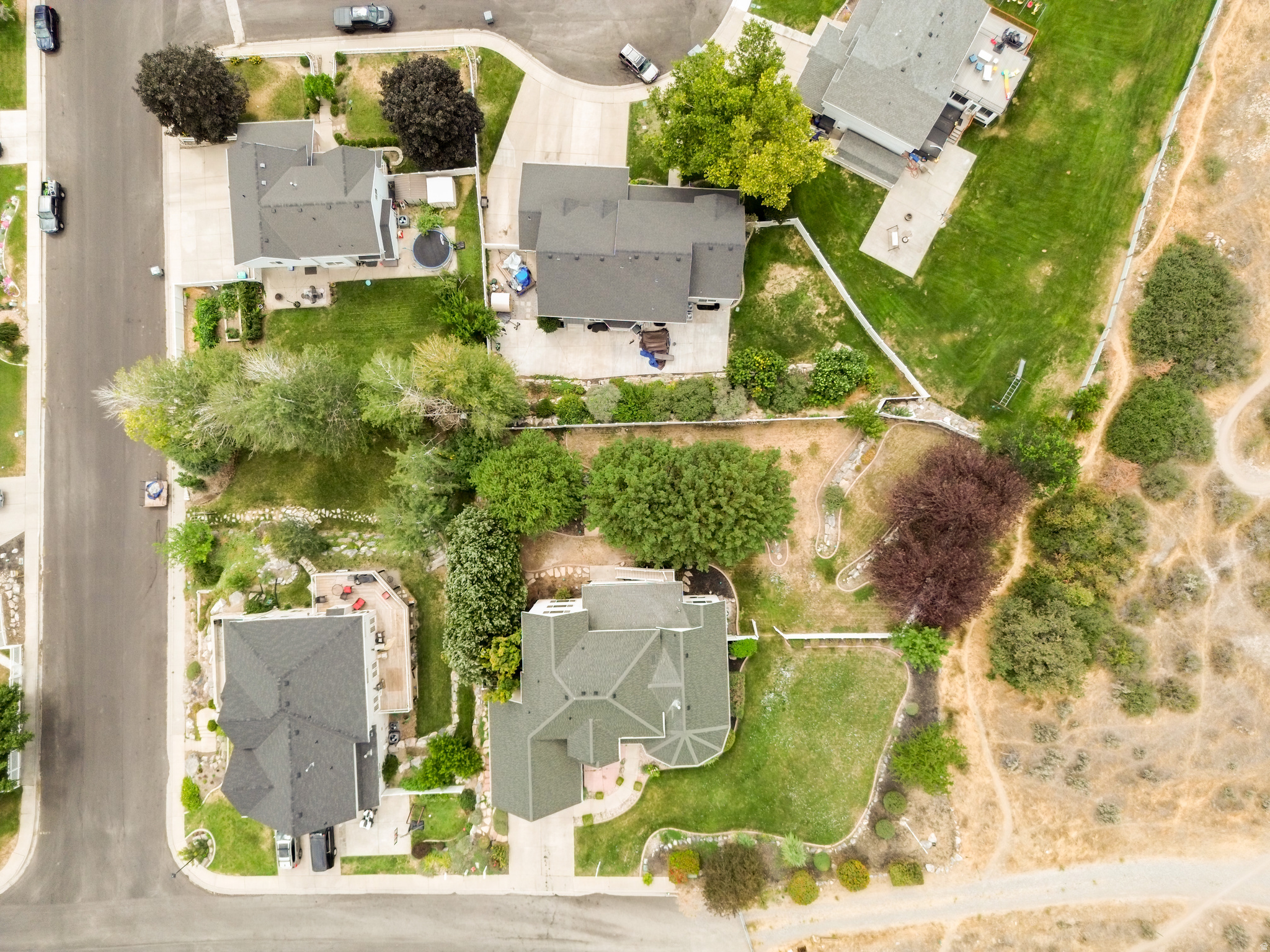 main property photo 73
