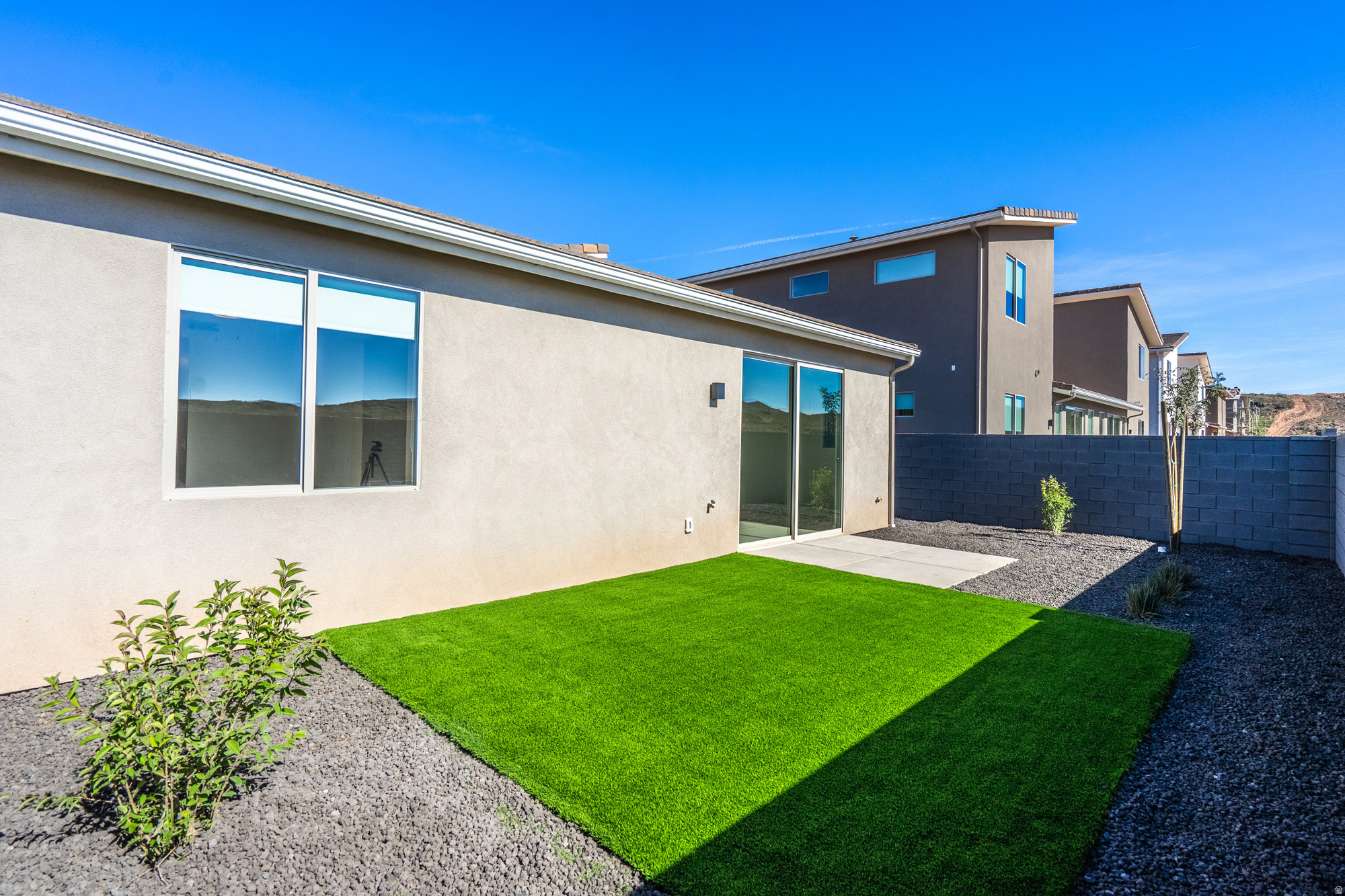 main property photo 51