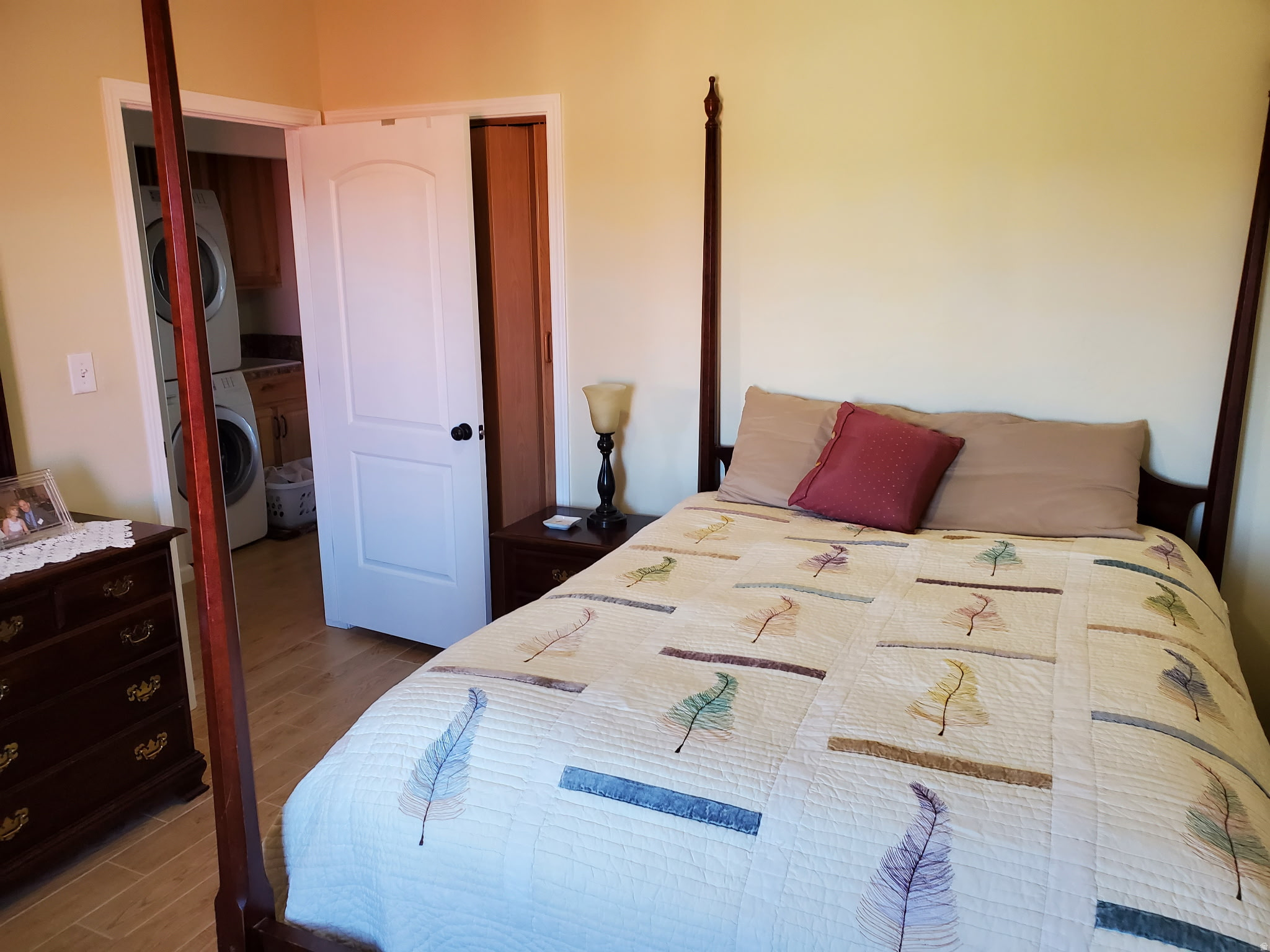 main property photo 17