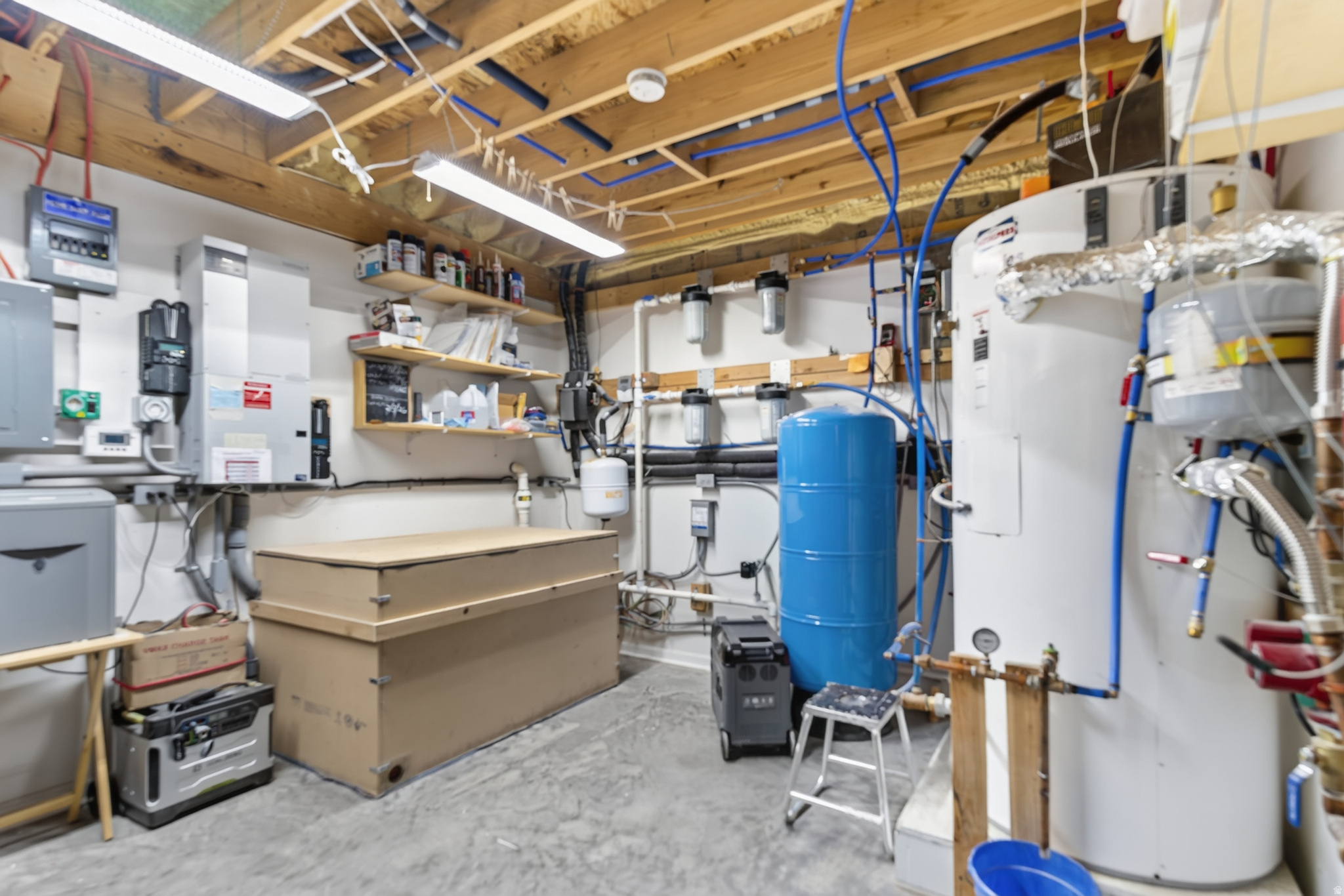 main property photo 35