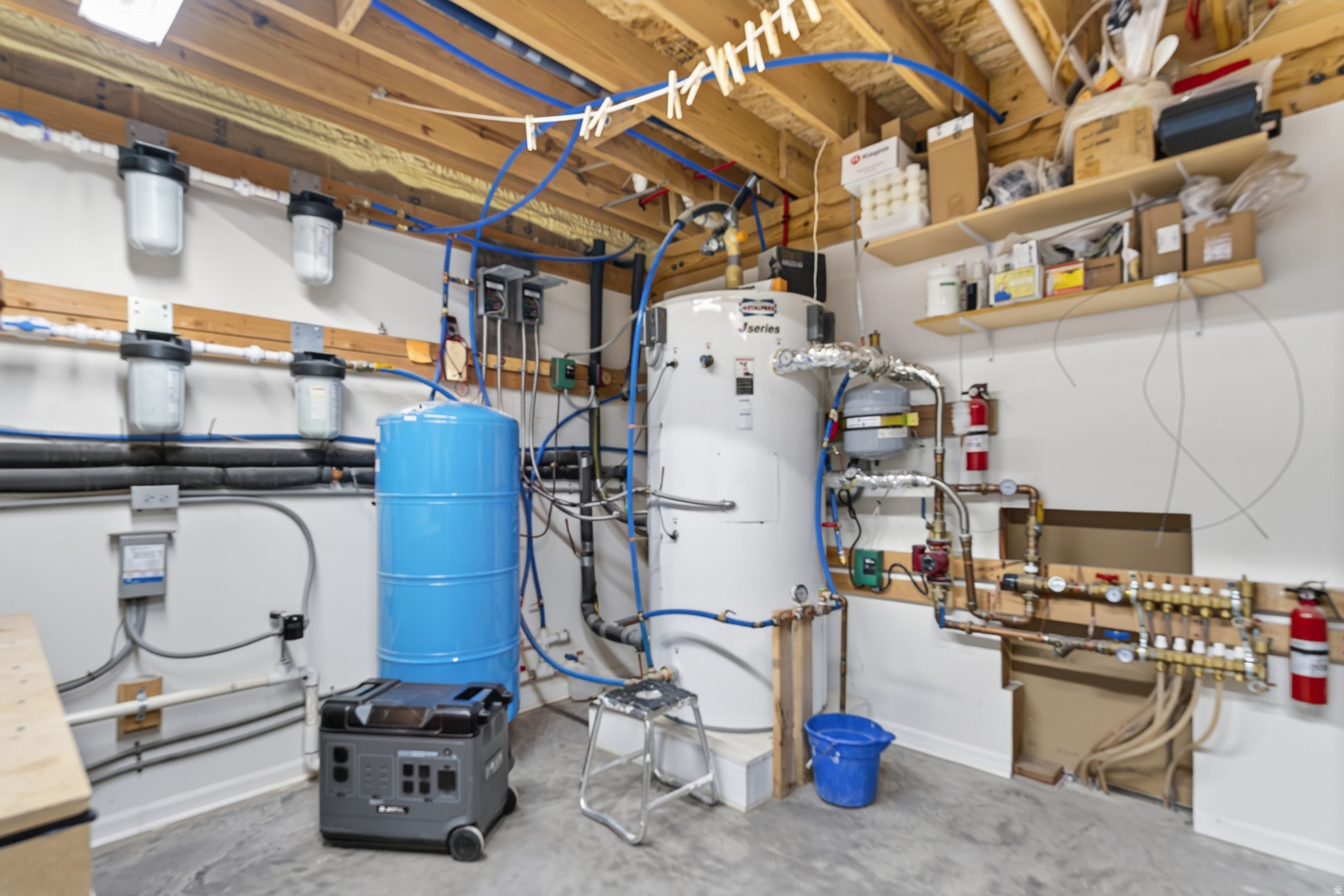 main property photo 36