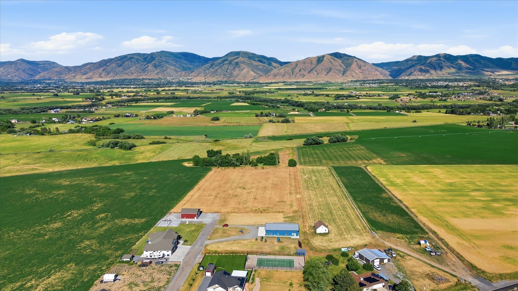 main property photo 18