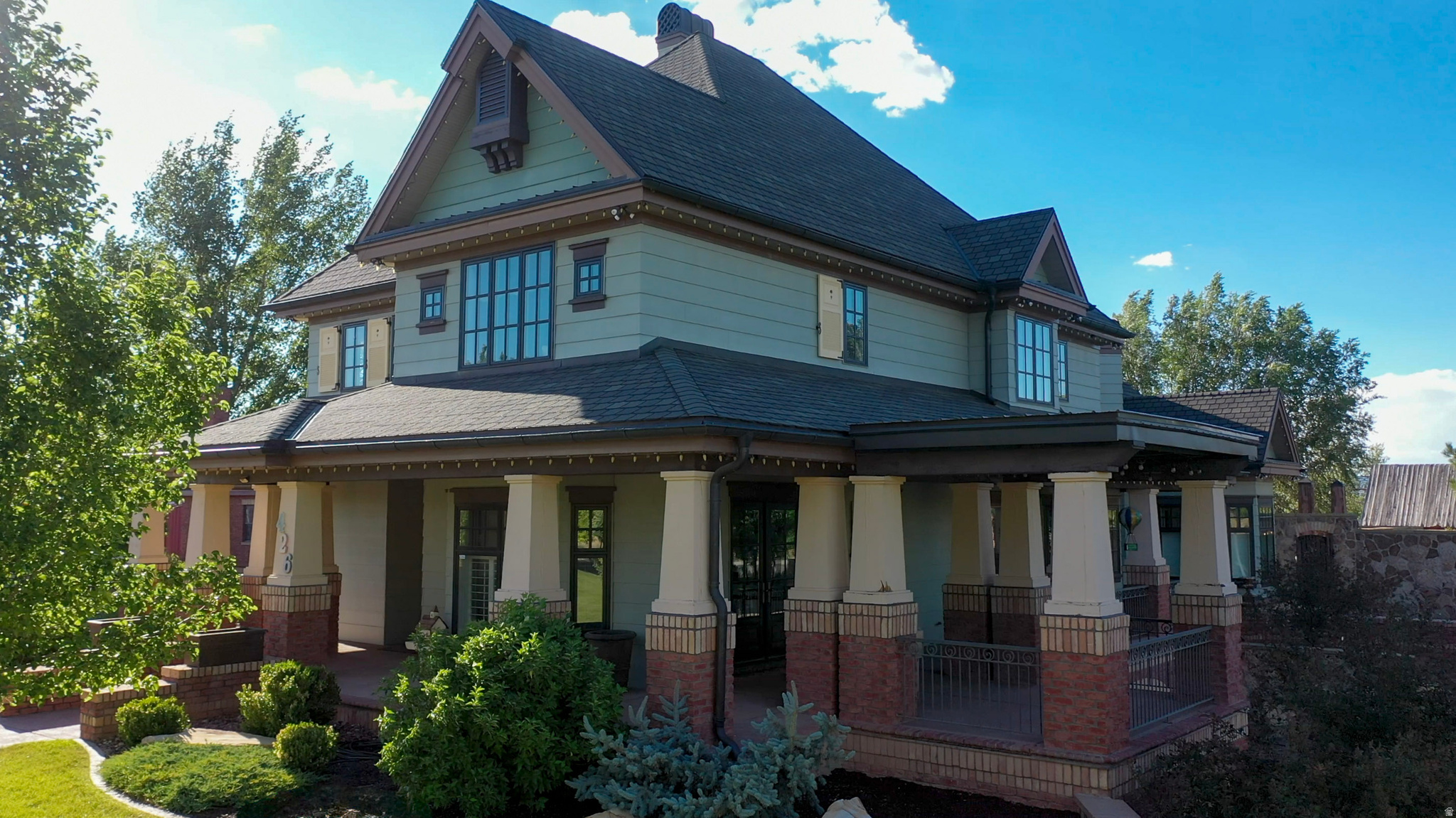 main property photo 5