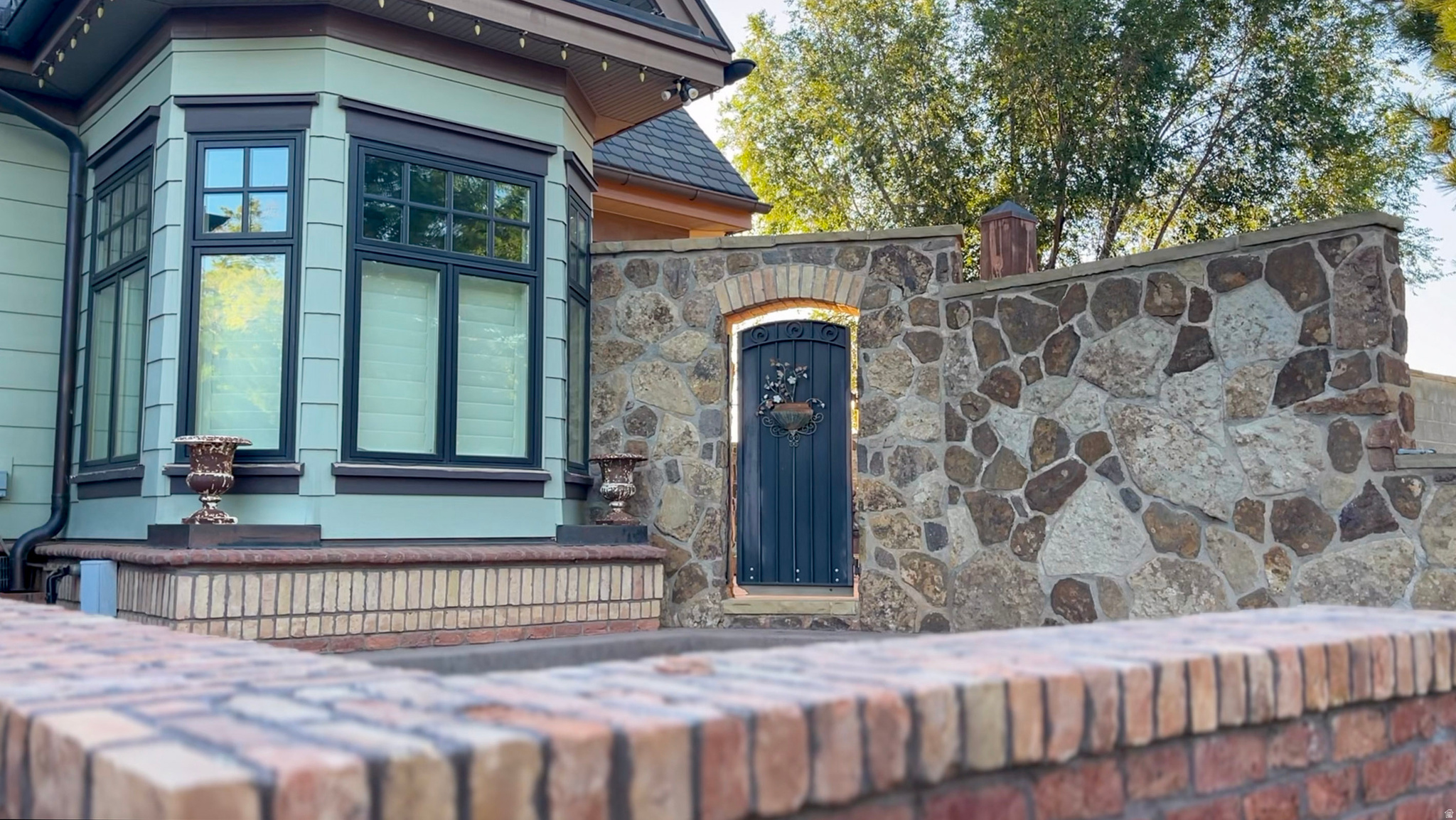 main property photo 85