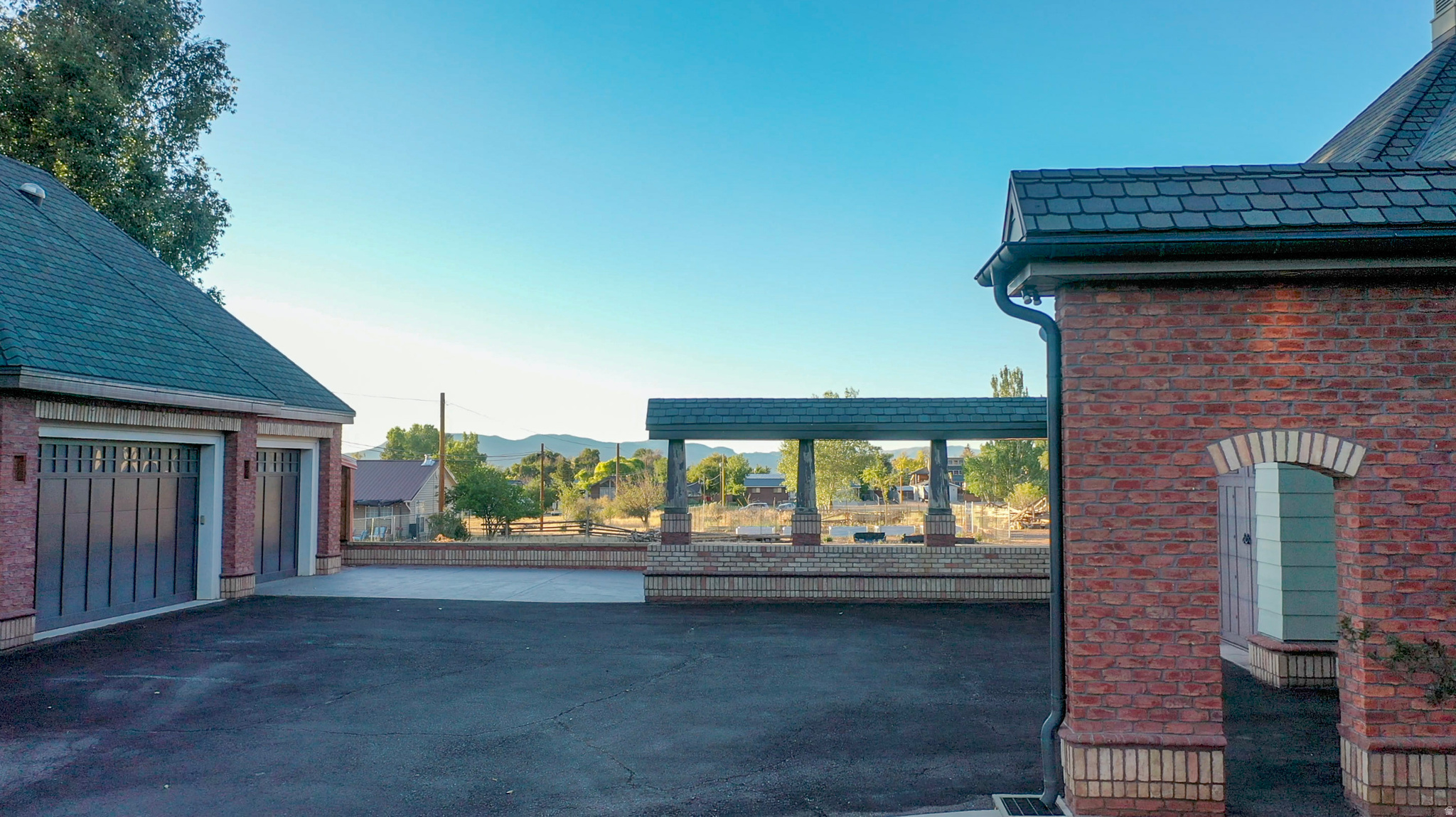 main property photo 88