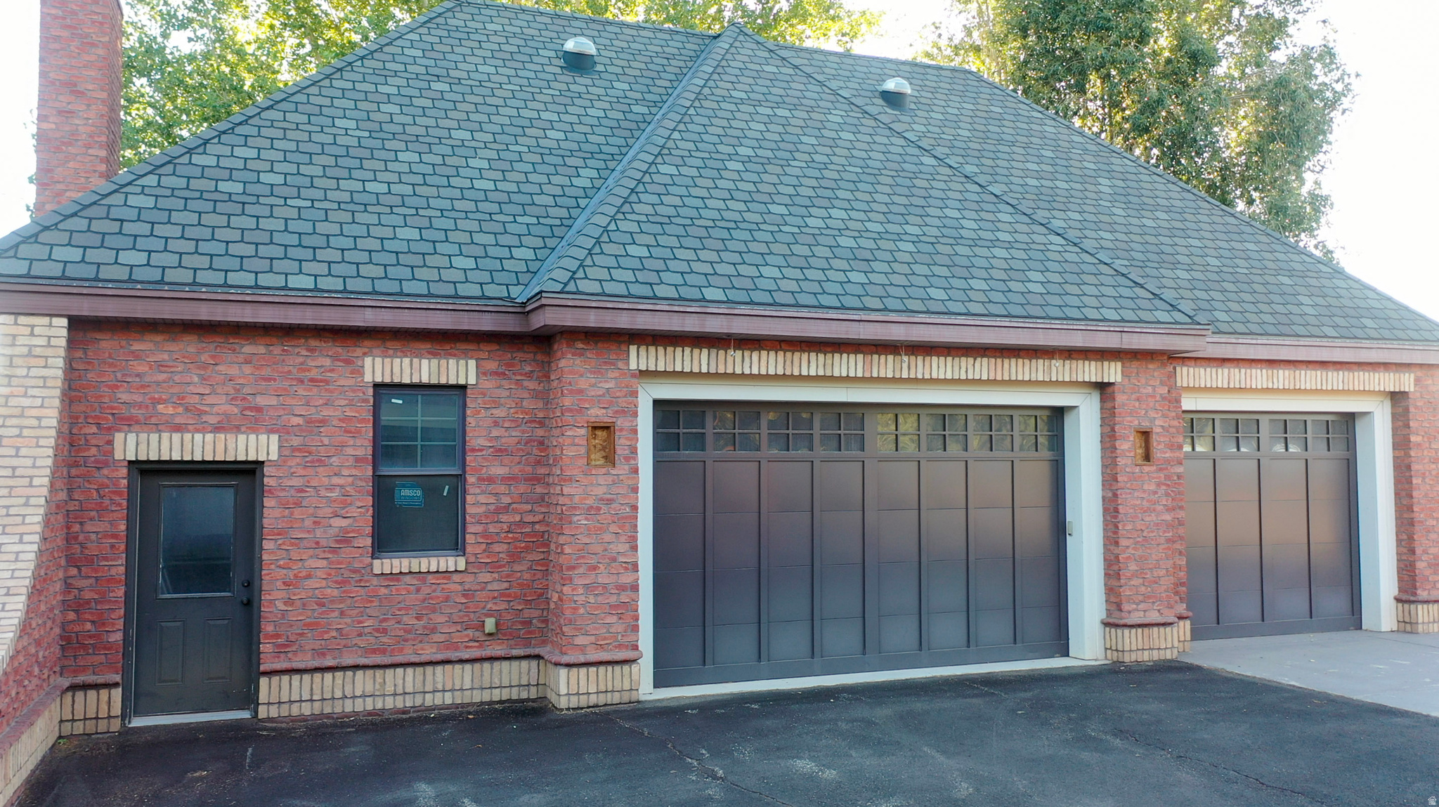 main property photo 90