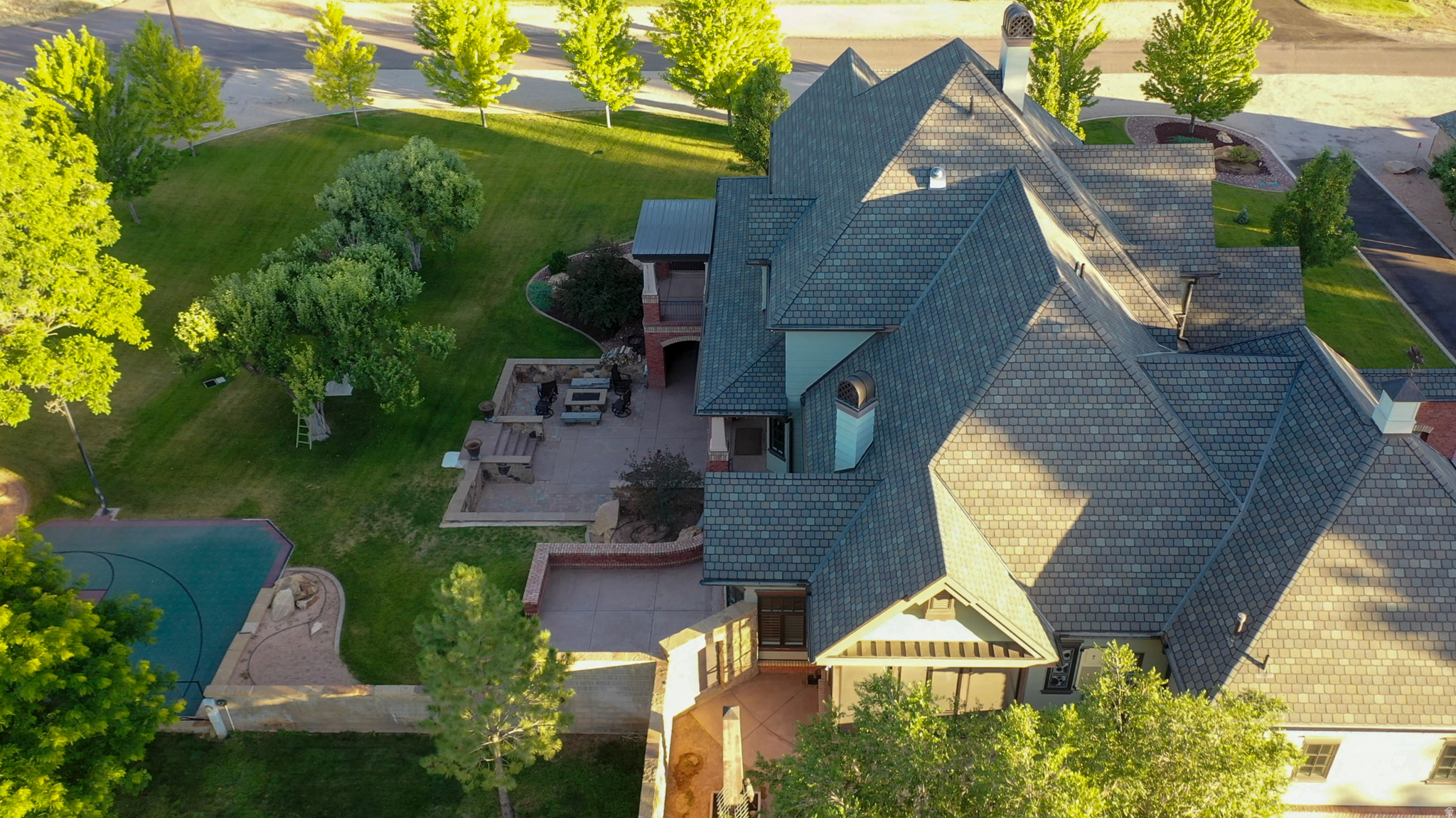 main property photo 98