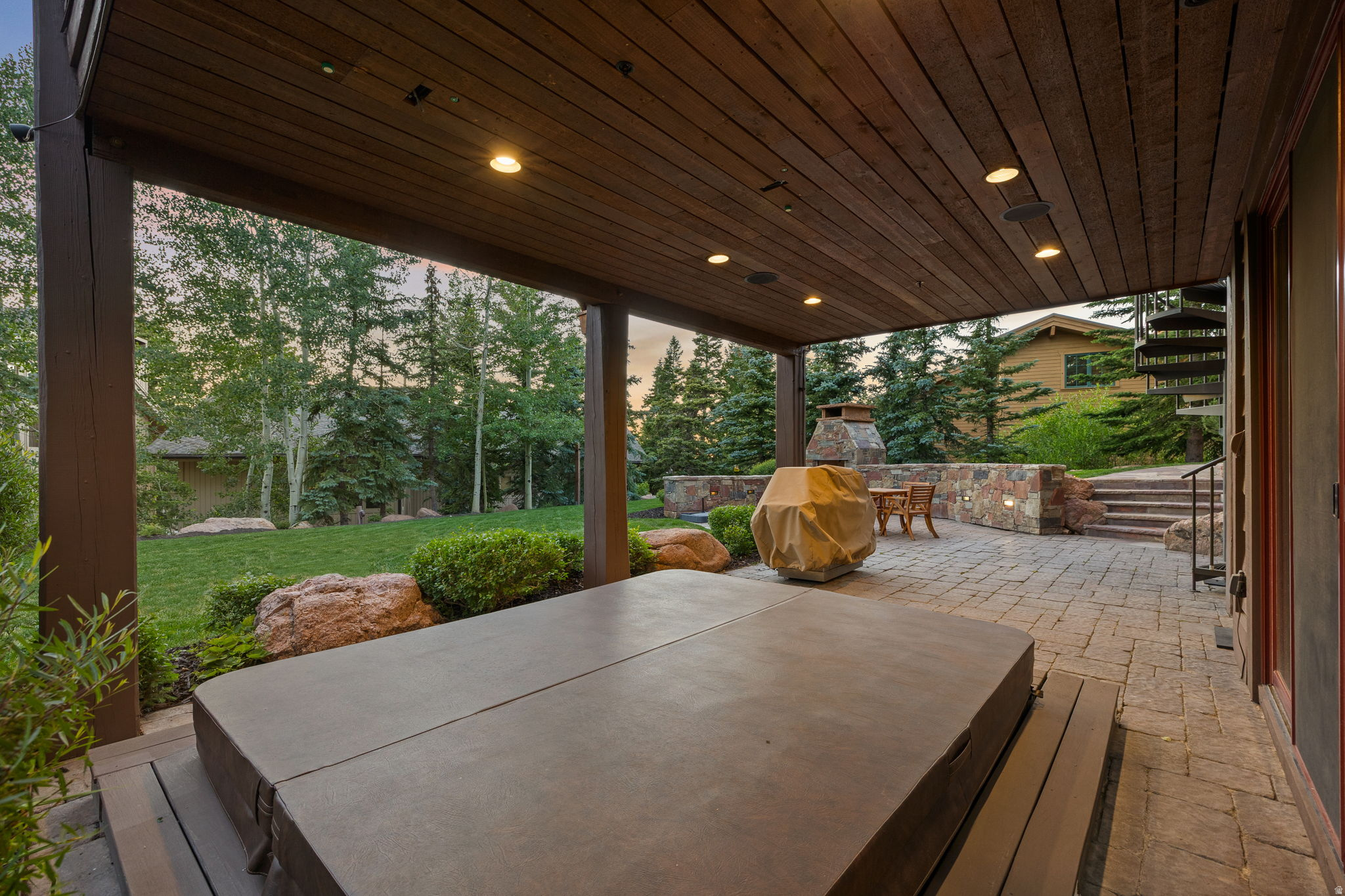 main property photo 60