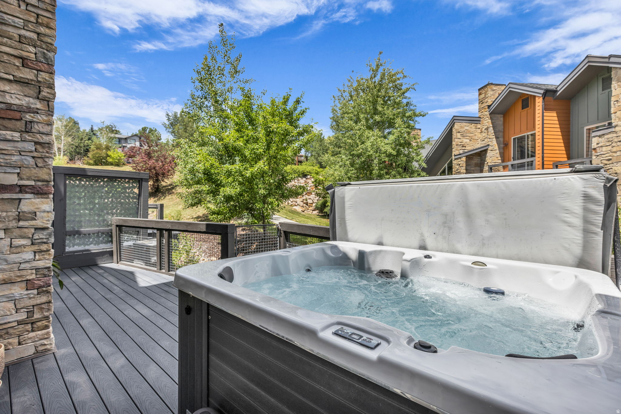 main property photo 23