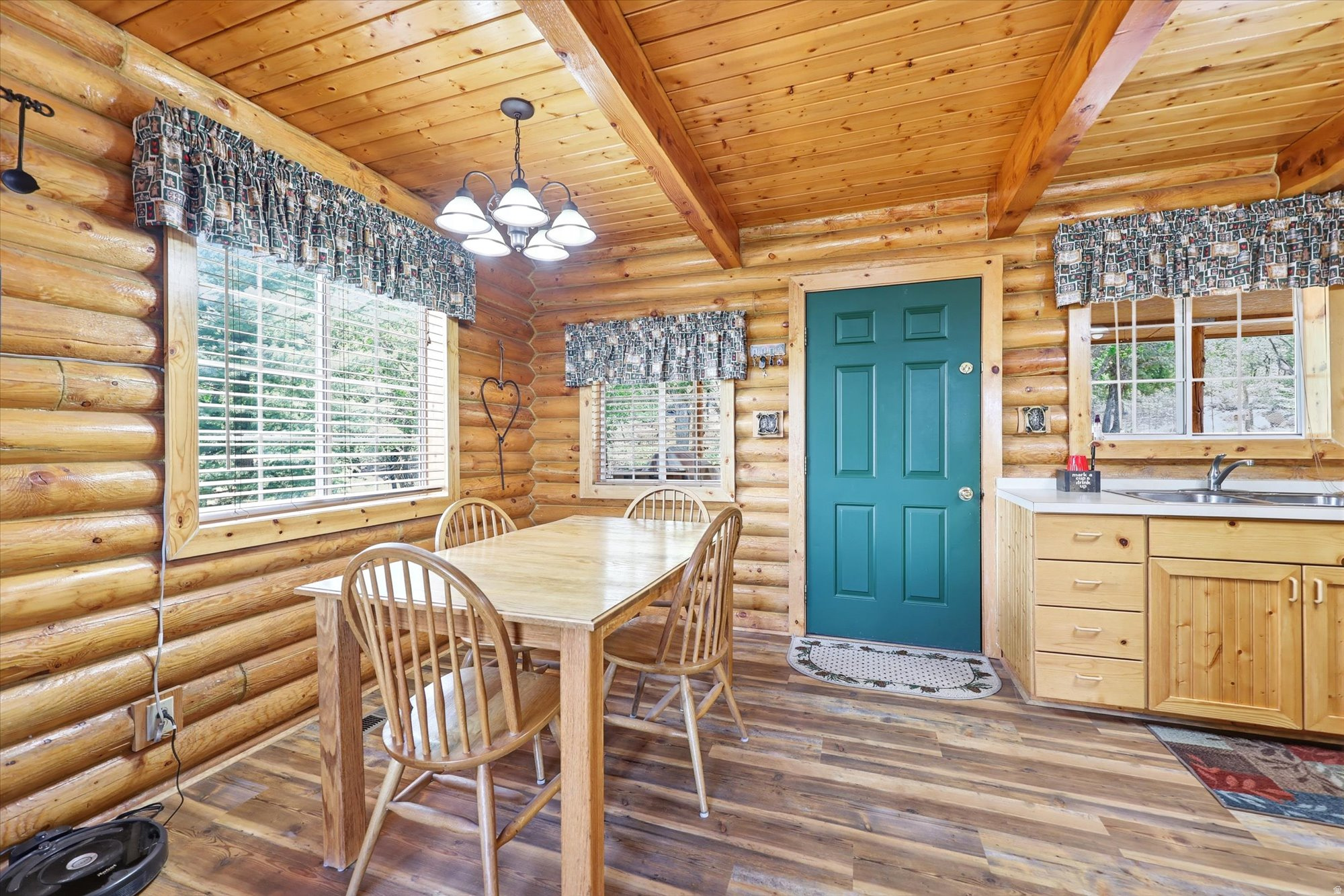 main property photo 6