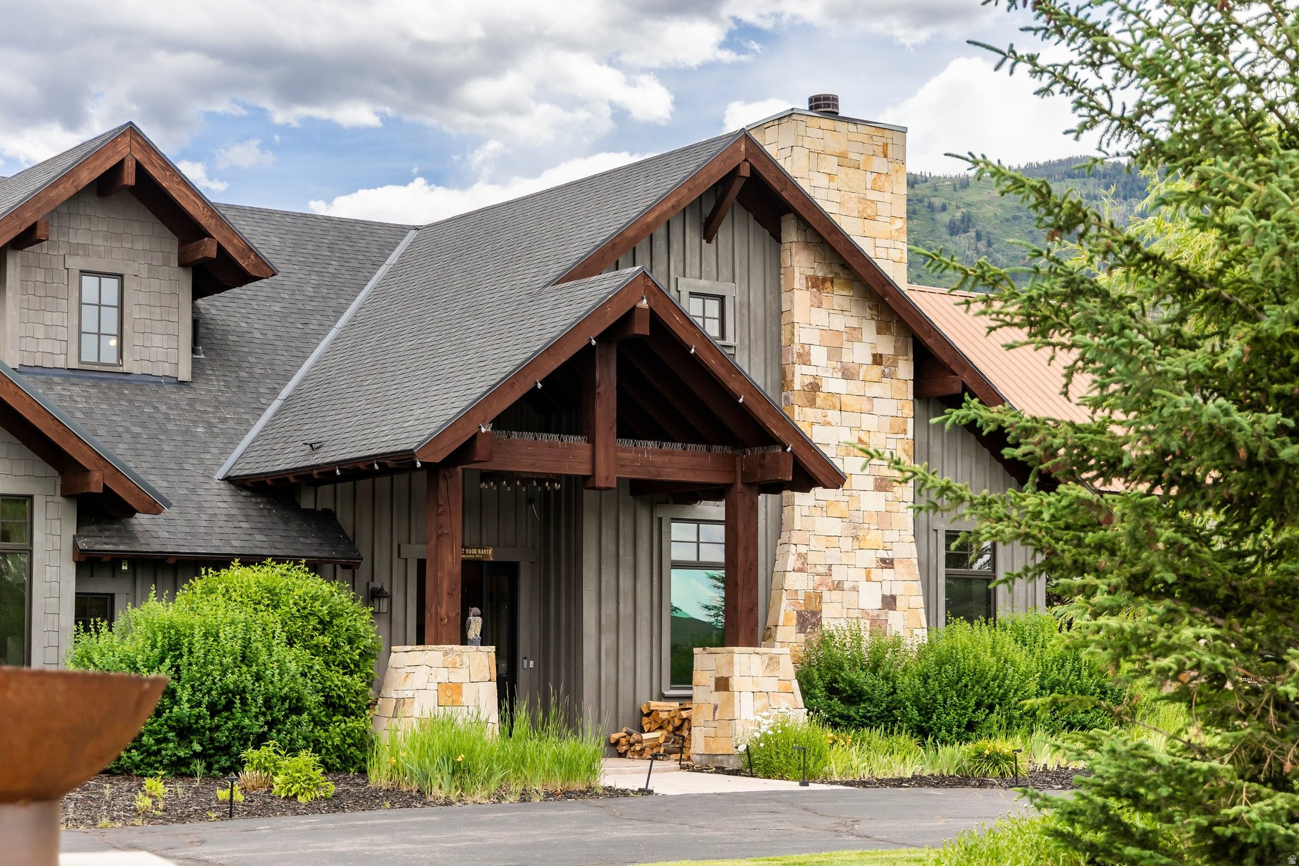 main property photo 59