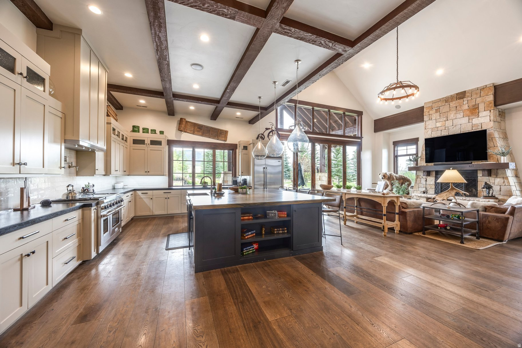 main property photo 98