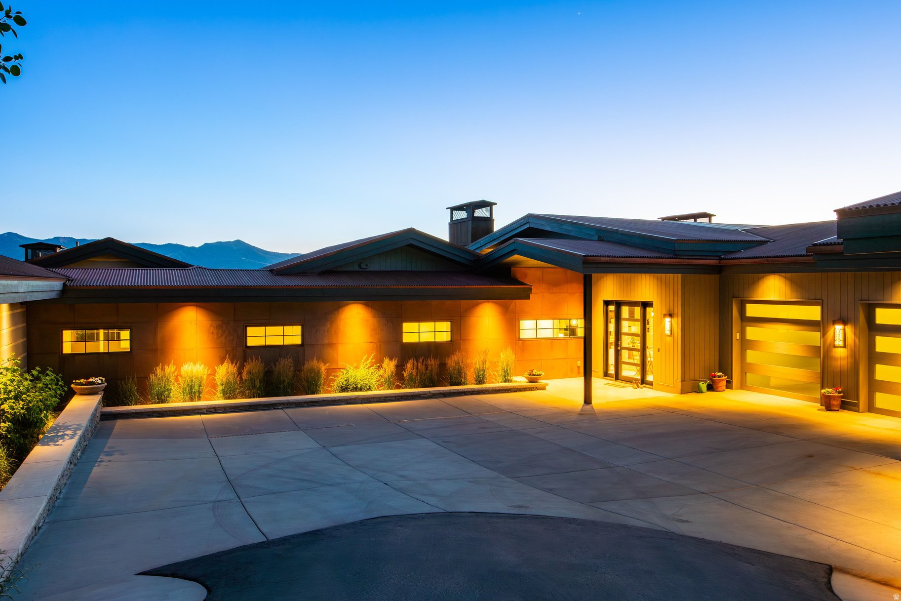 main property photo 104