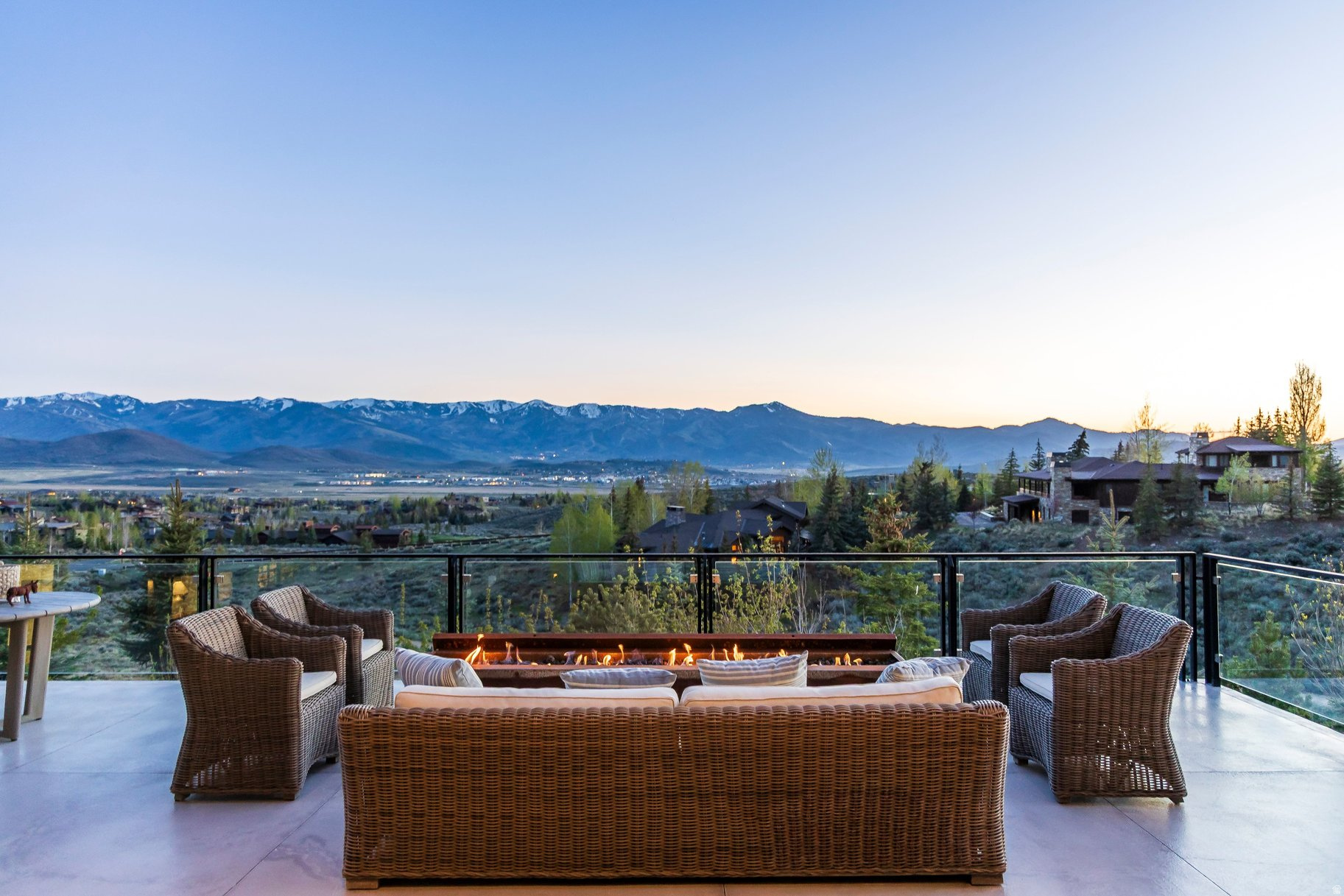 main property photo 60