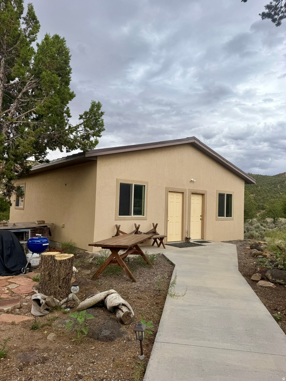 main property photo 18