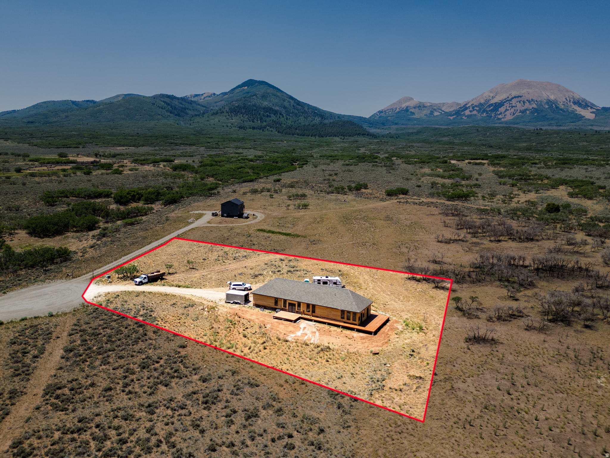 main property photo 0