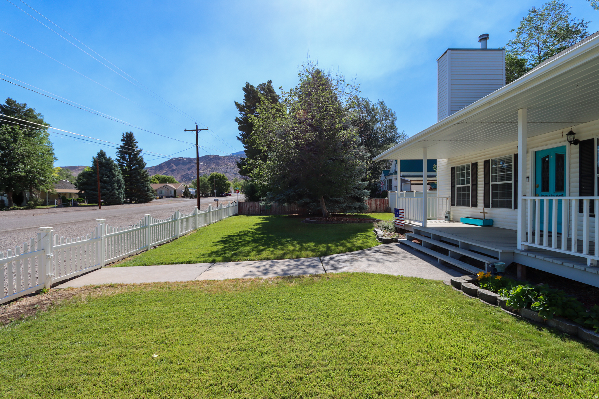 main property photo 2