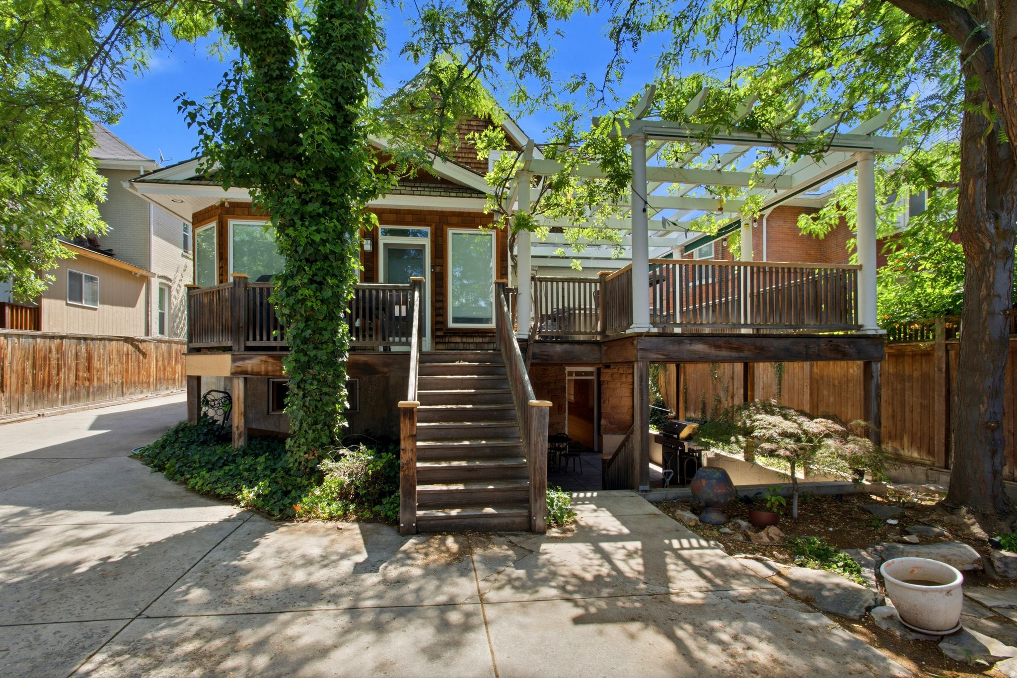 main property photo 44