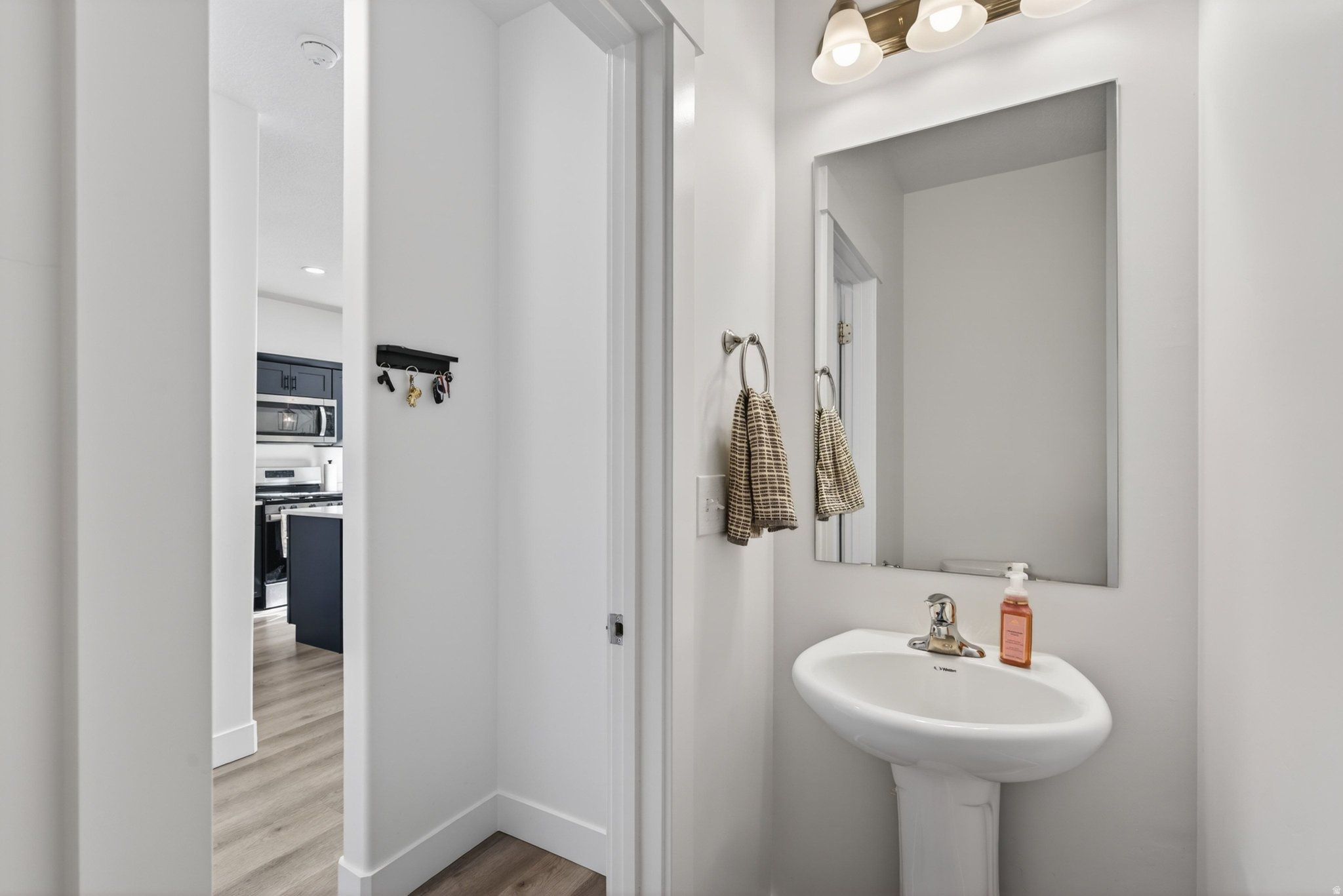 main property photo 18