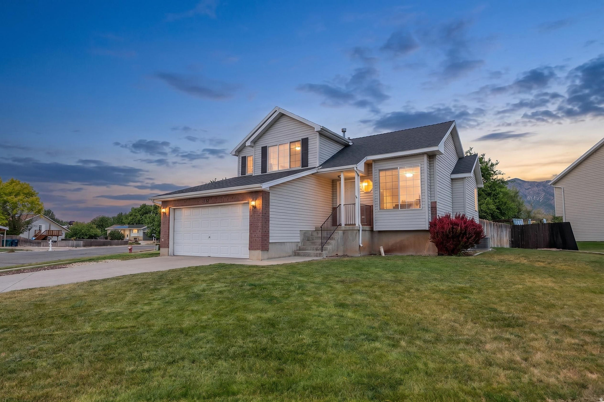 main property photo 0