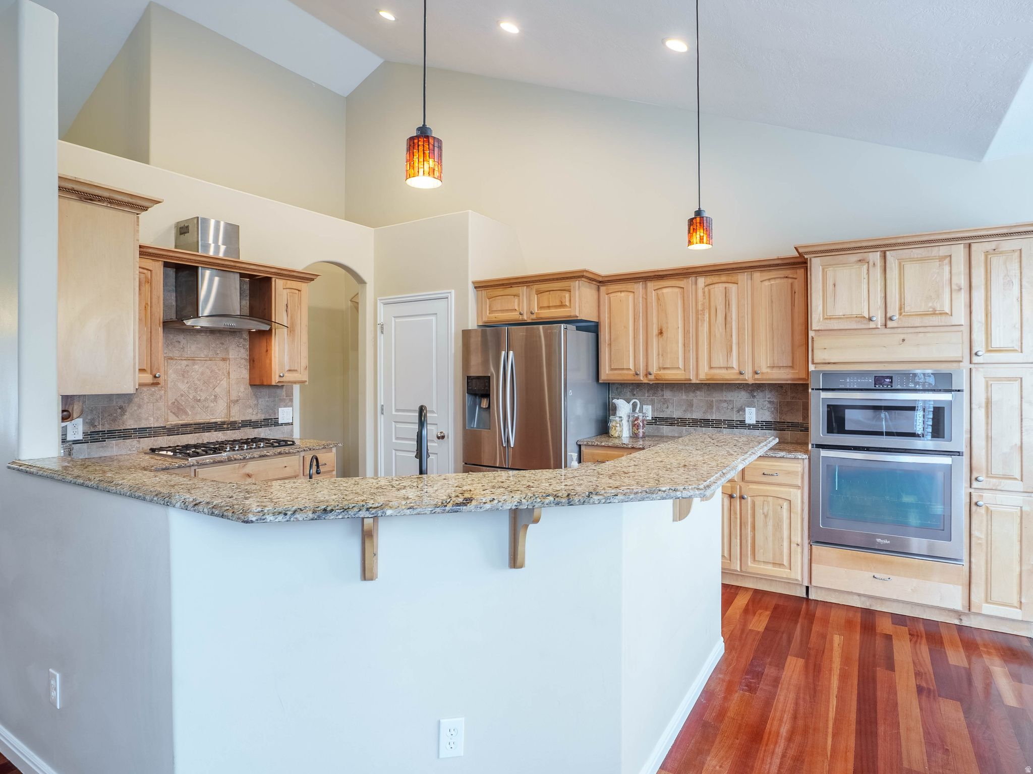 main property photo 6