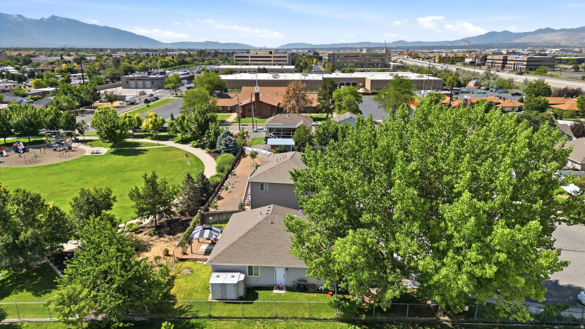 main property photo 21
