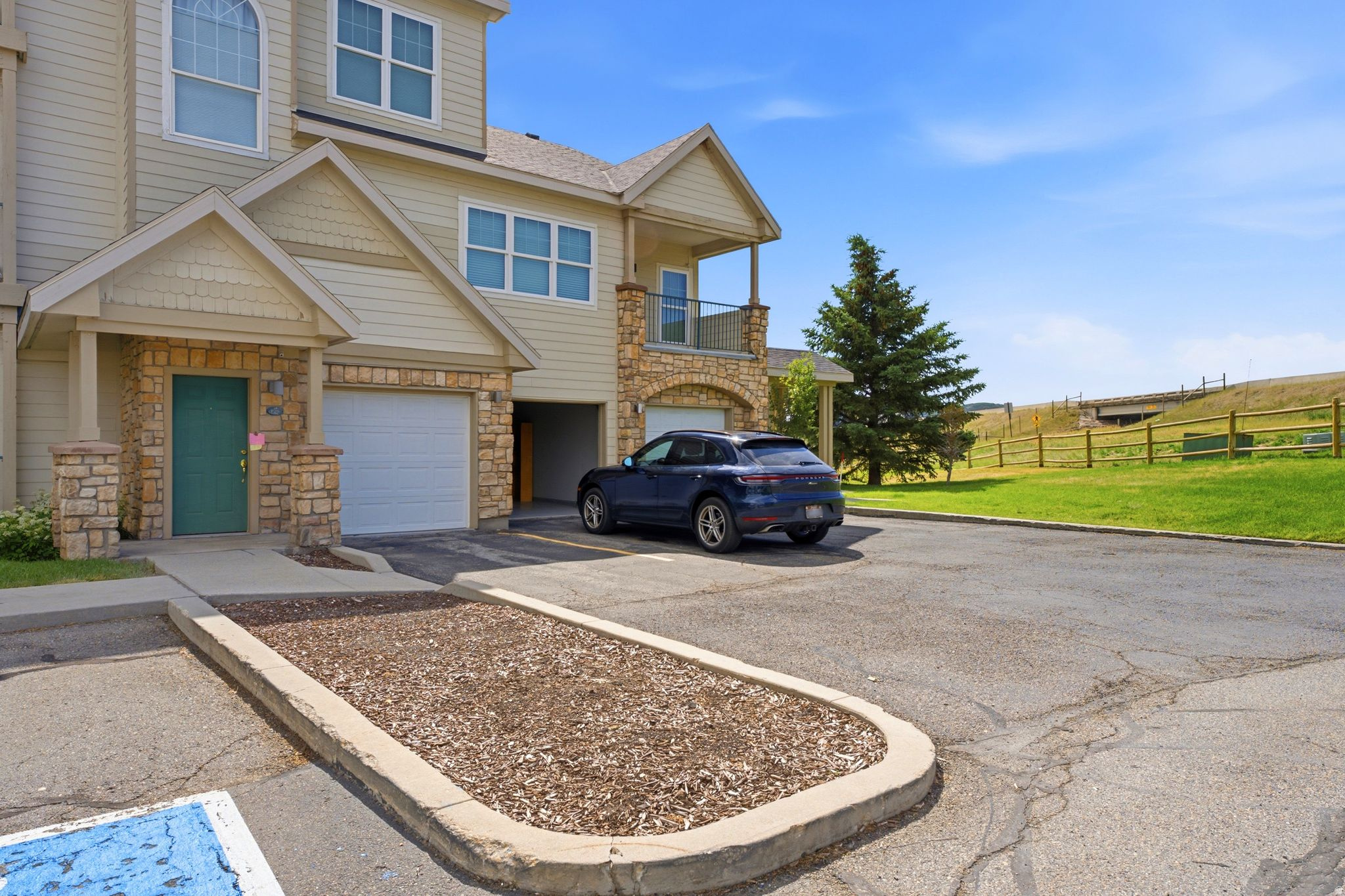 main property photo 21