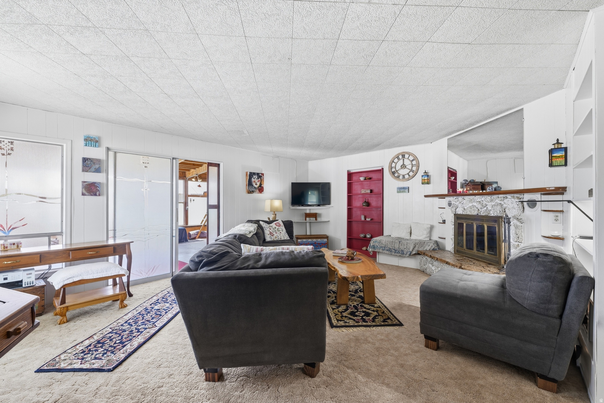 main property photo 40