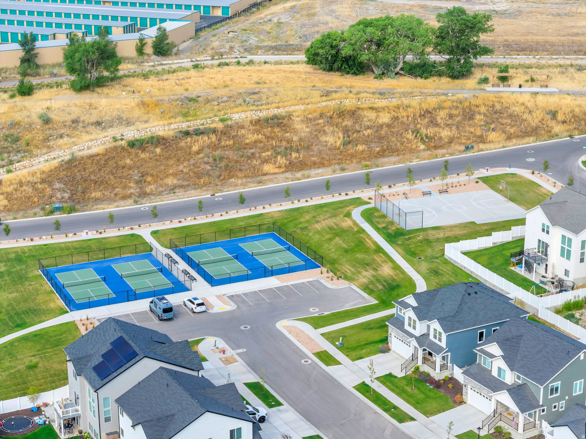 main property photo 29
