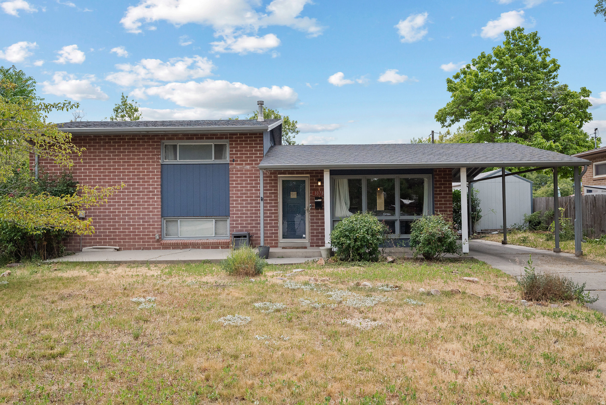 main property photo 0