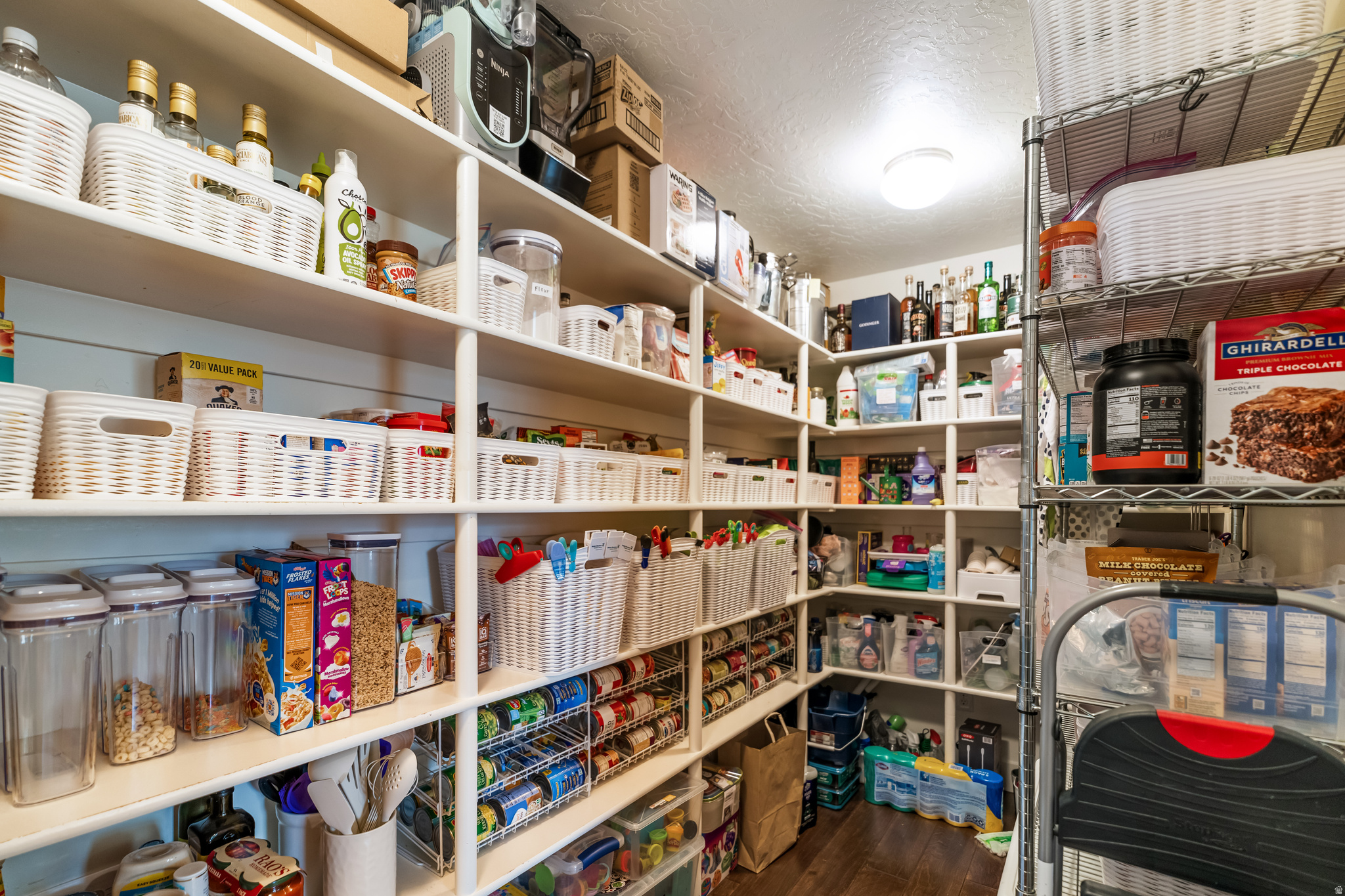 main property photo 36