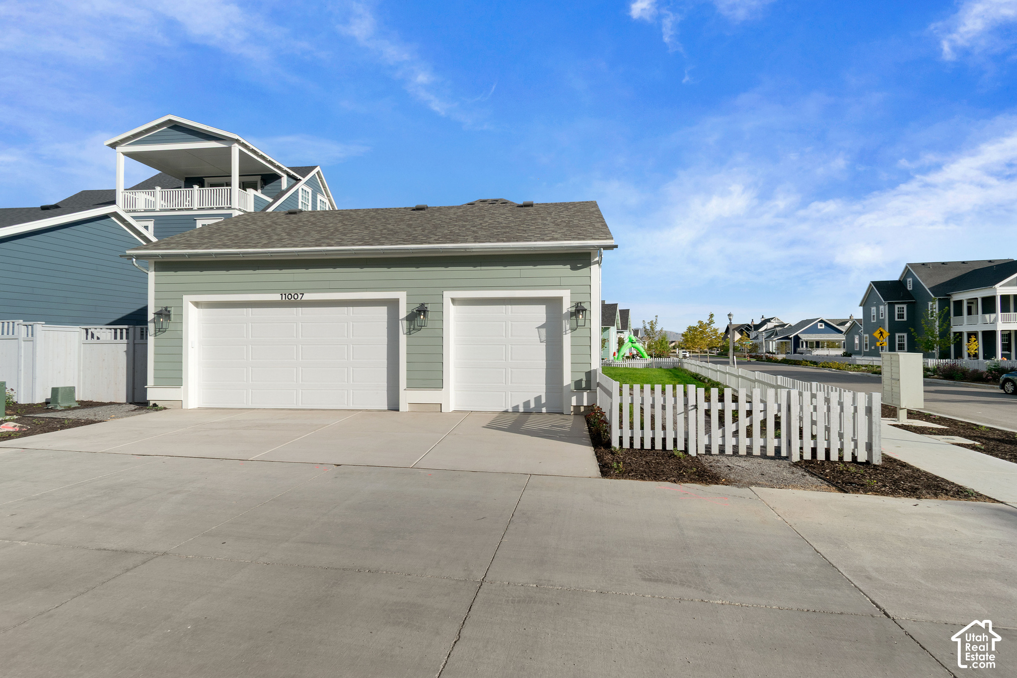 main property photo 59