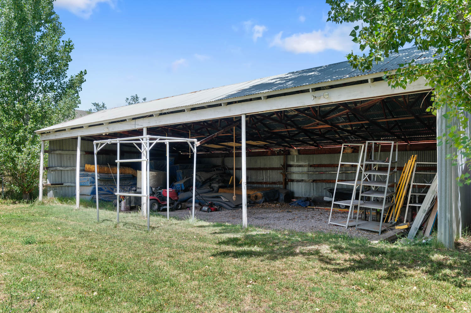 main property photo 35