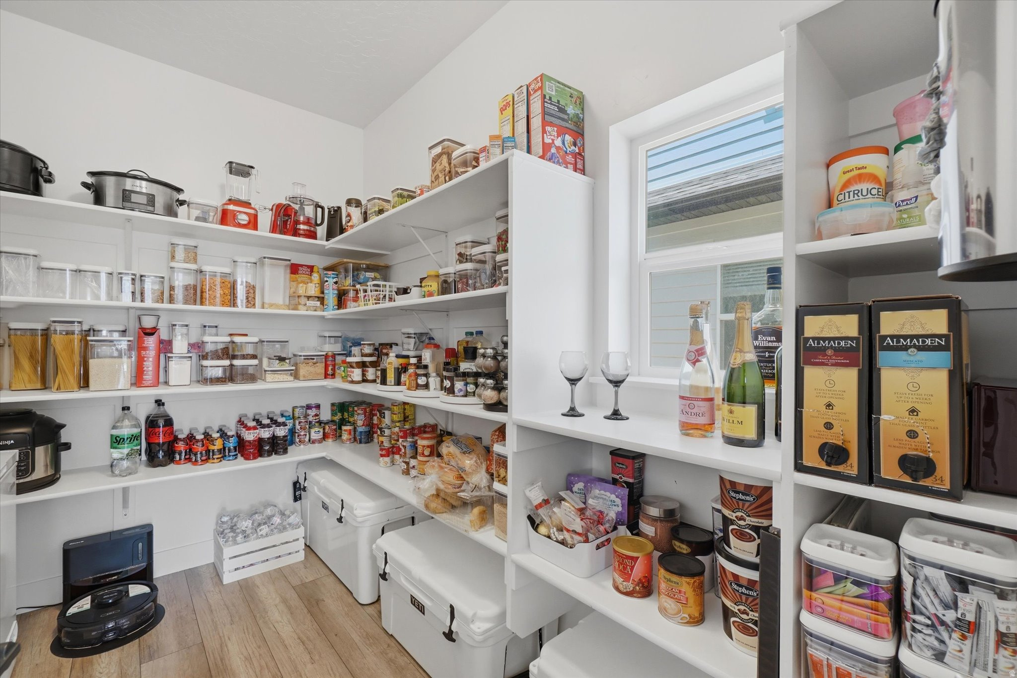 main property photo 14