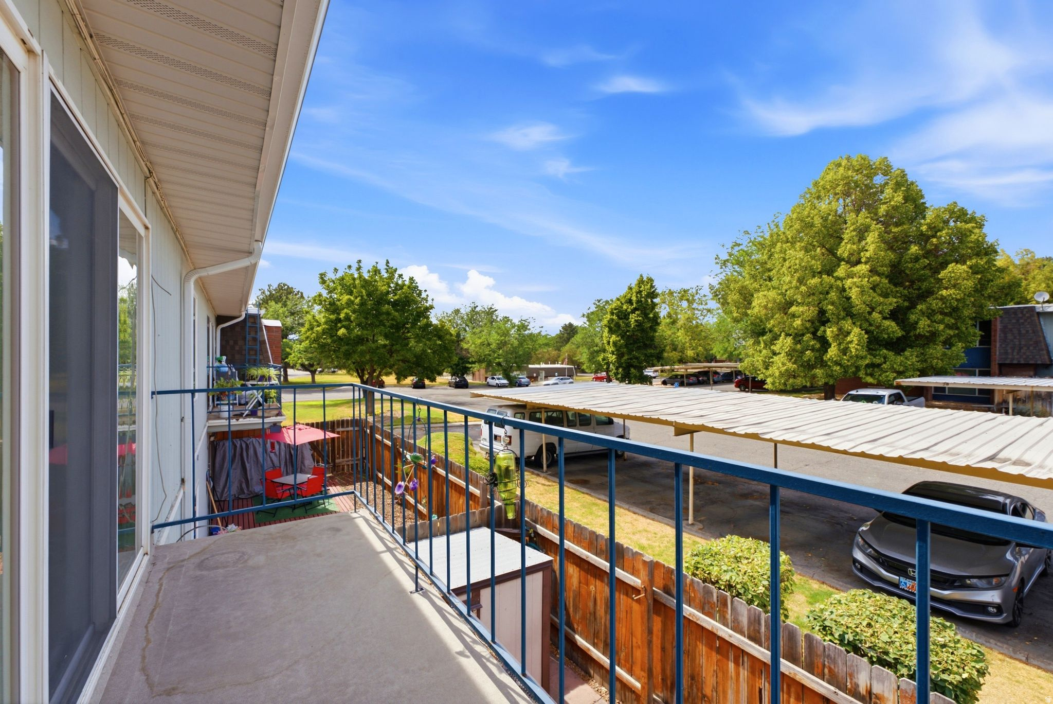 main property photo 28