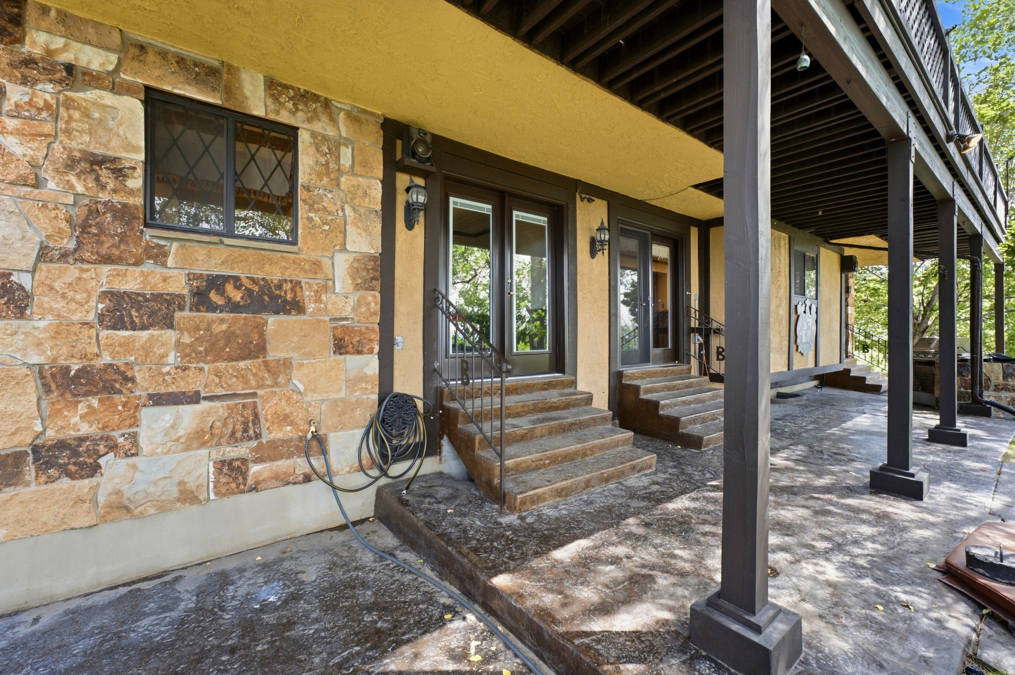 main property photo 85