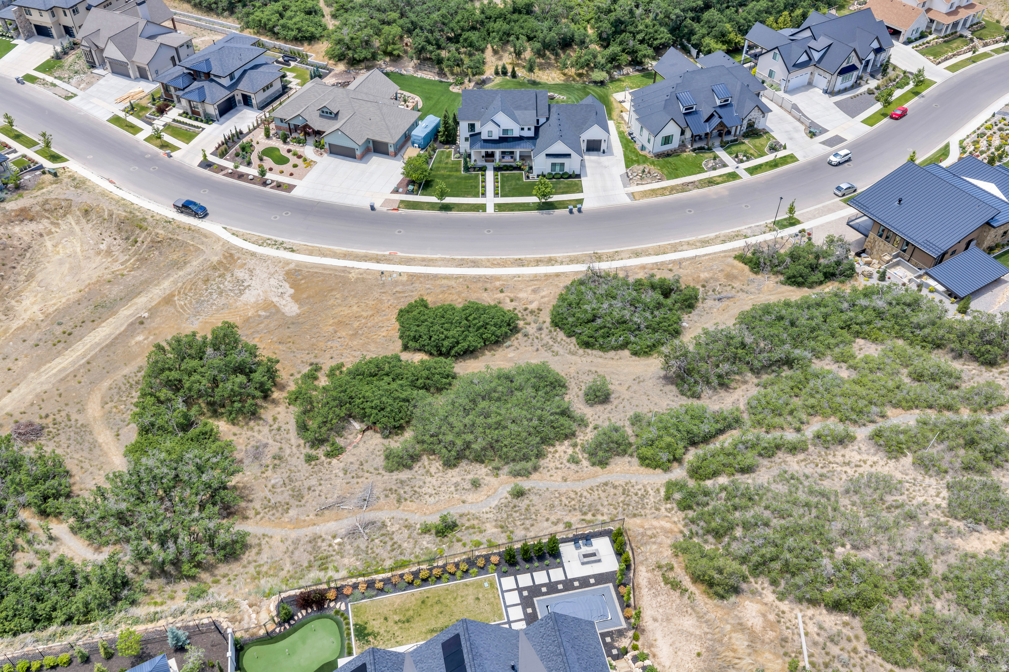 main property photo 7