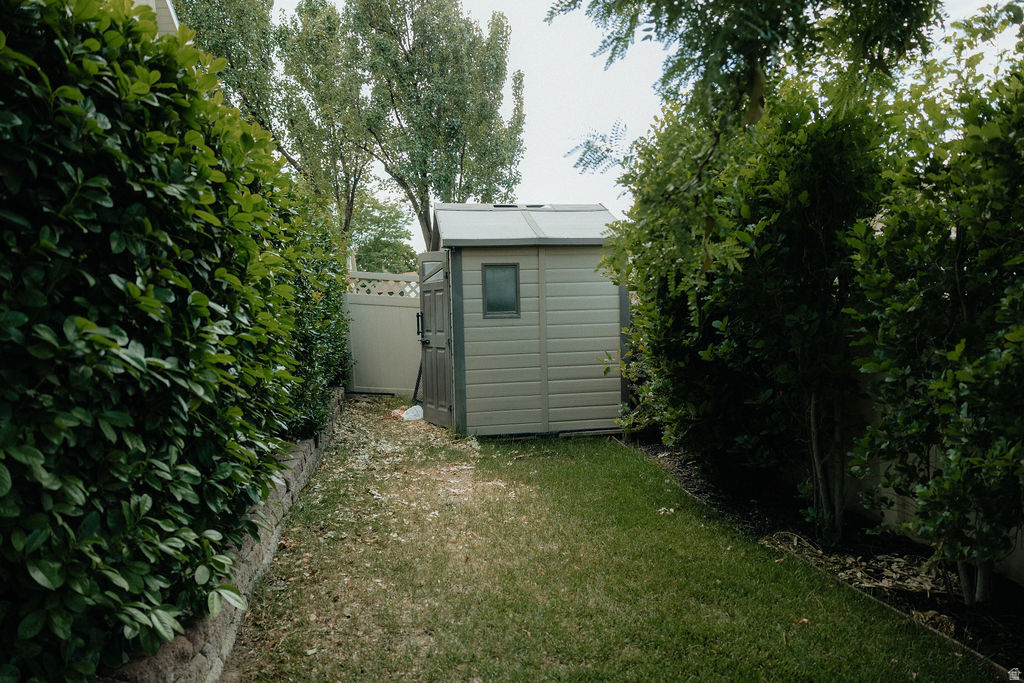 main property photo 59
