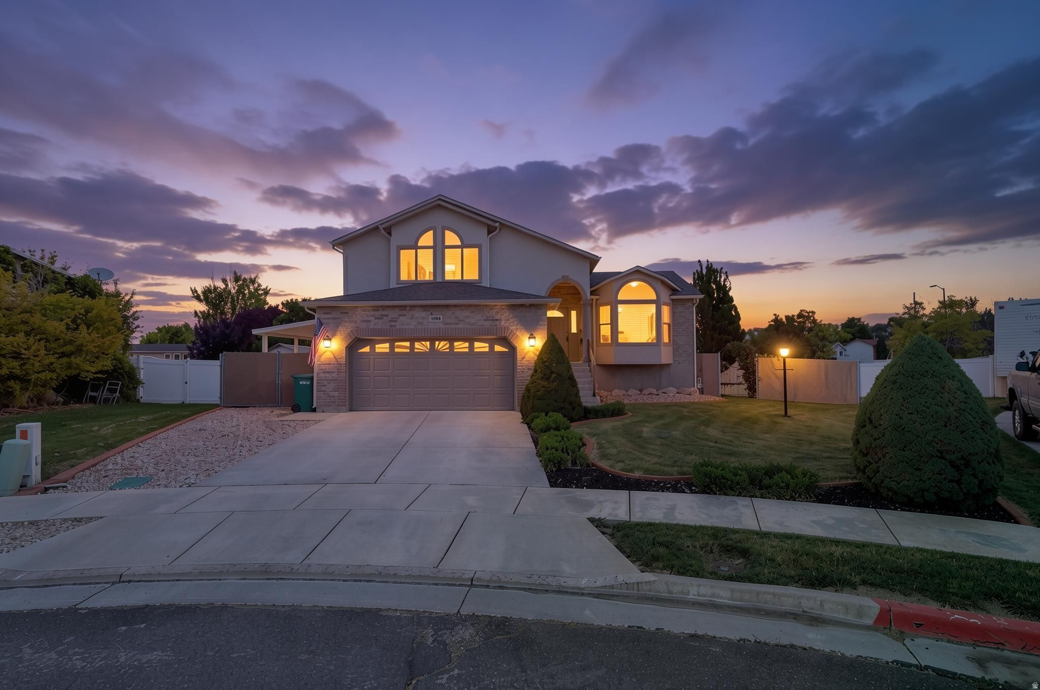 main property photo 0