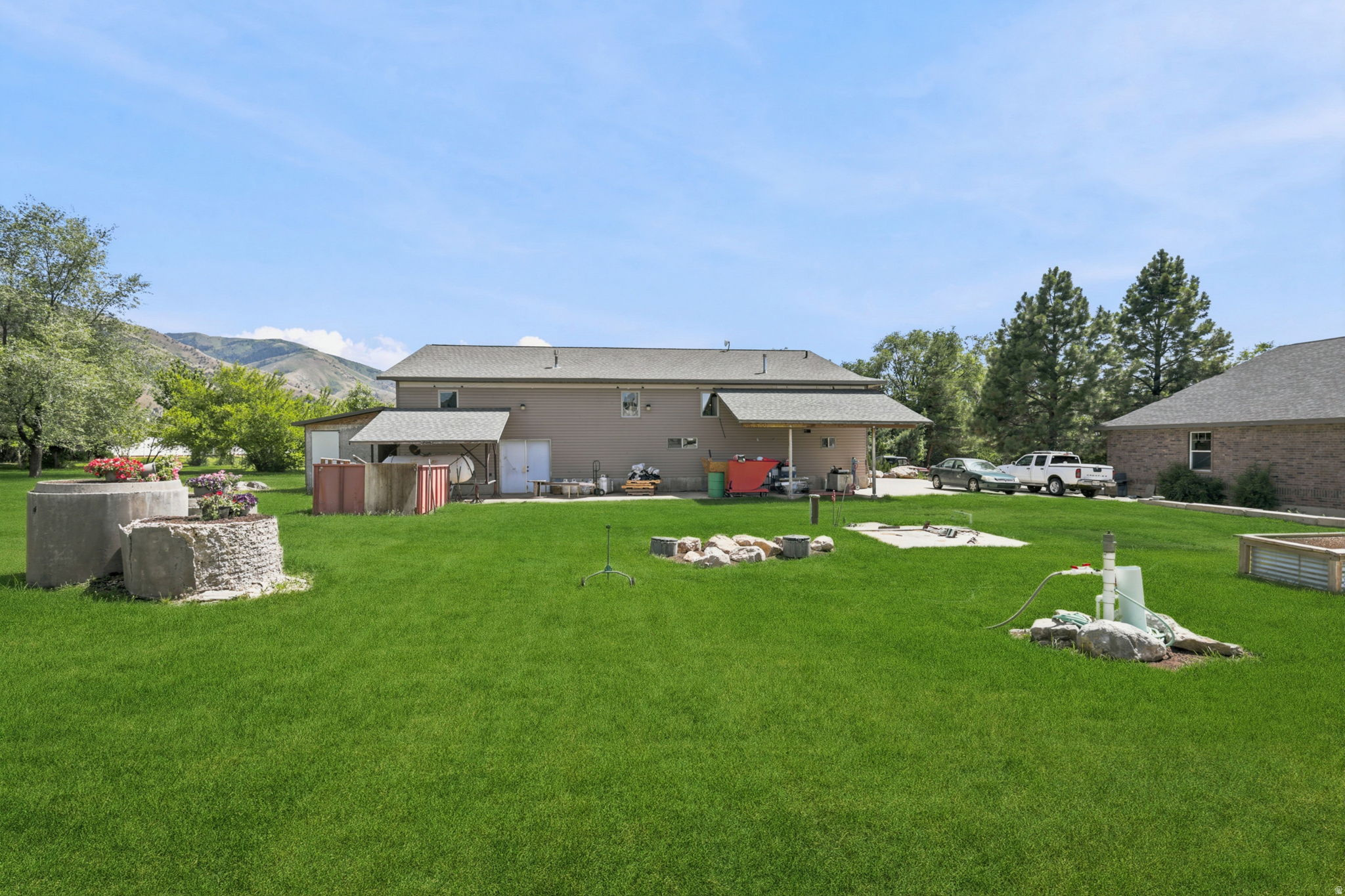main property photo 73