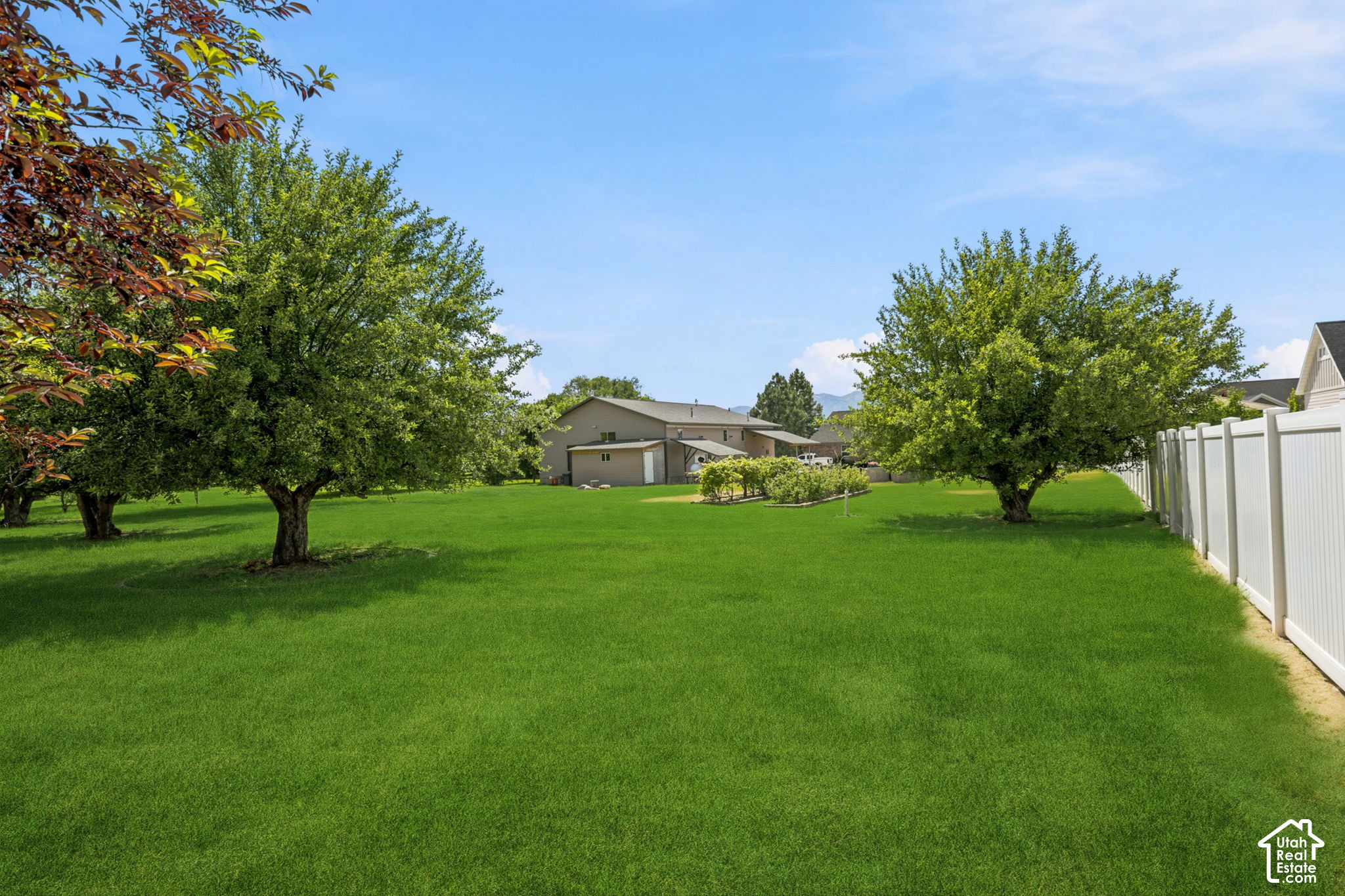 main property photo 74