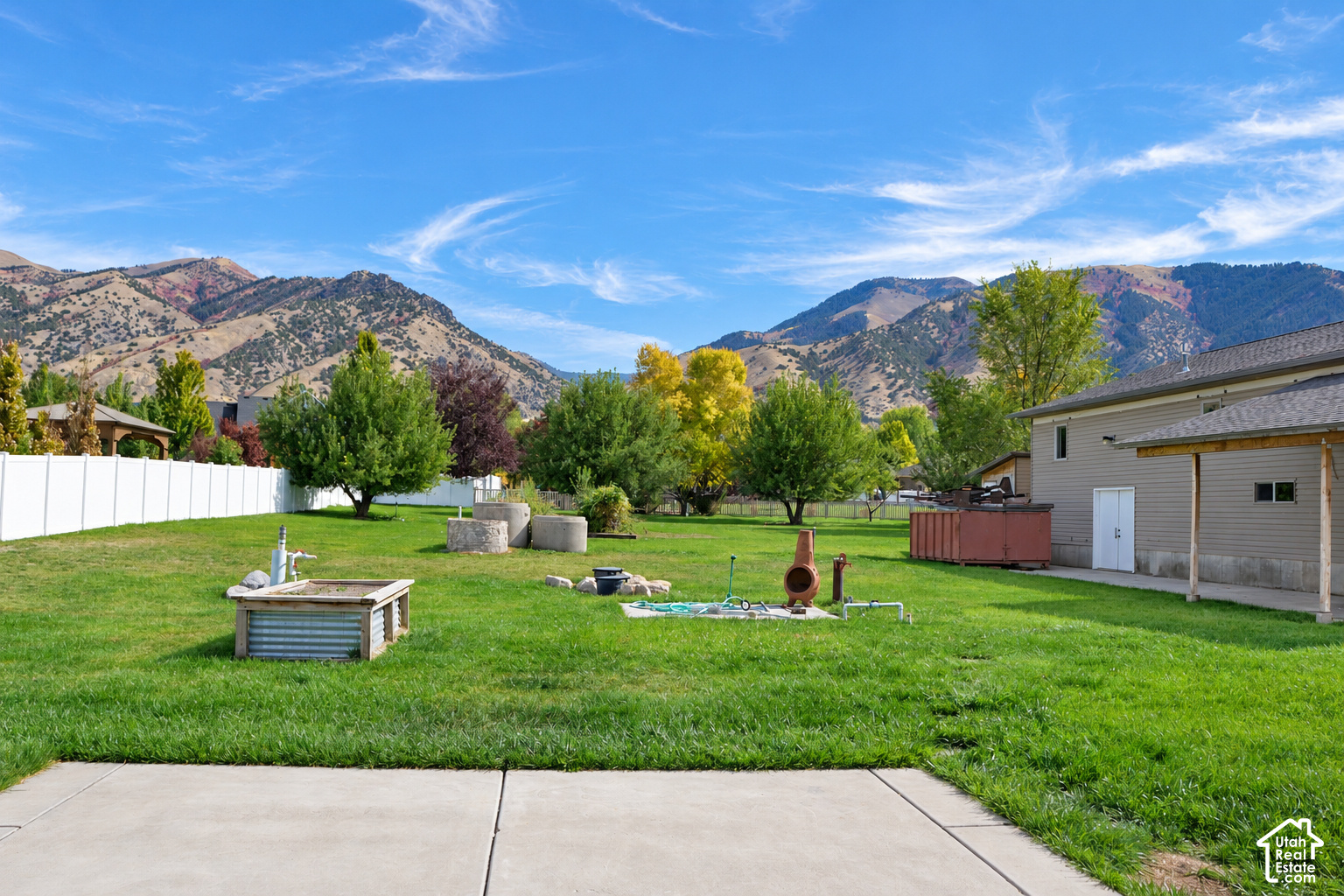 main property photo 89