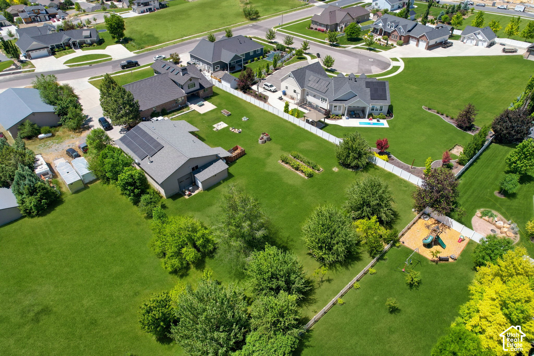 main property photo 96